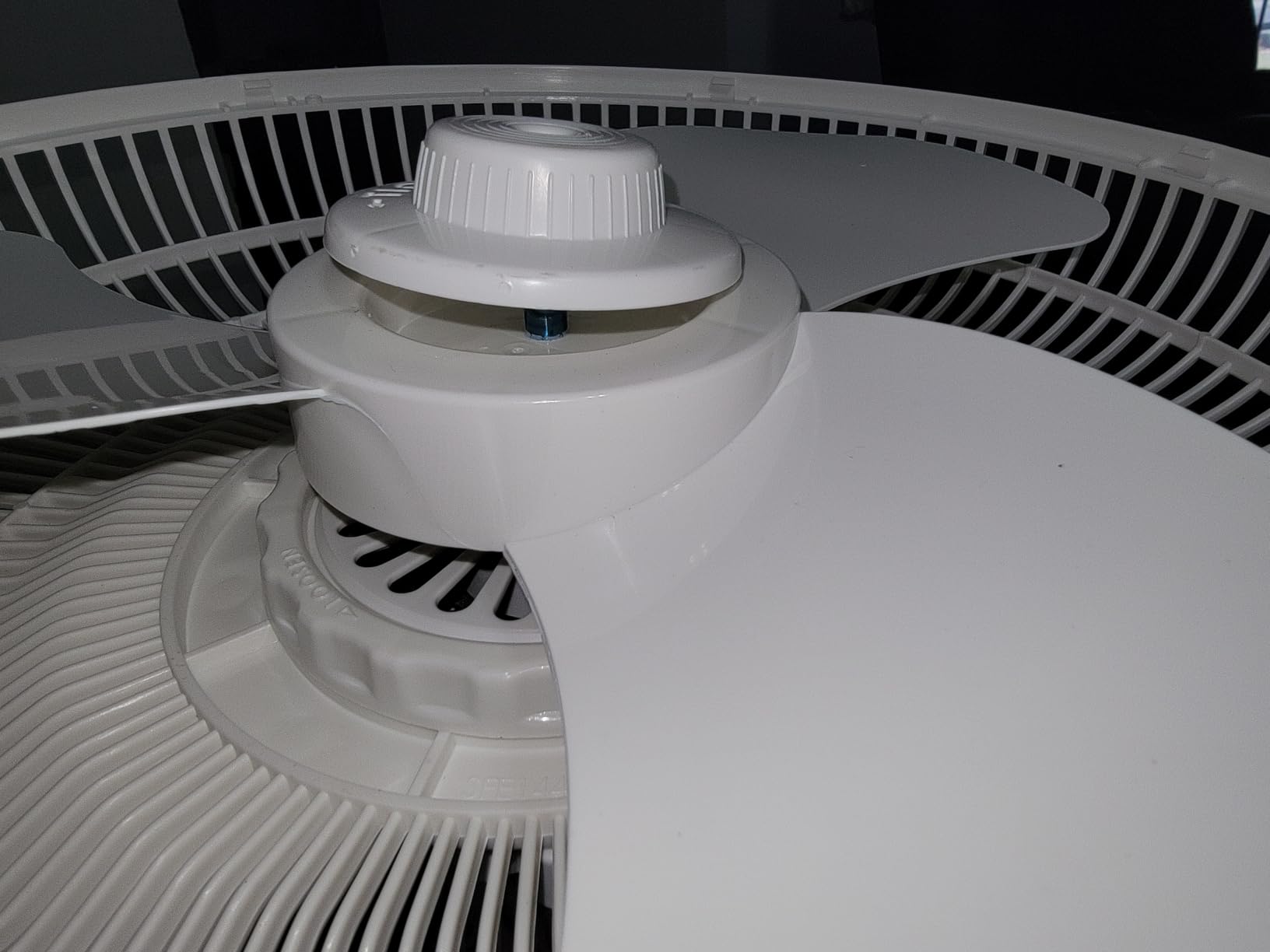 Lasko Oscillating Adjustable Pedestal Stand Fan - 16” - 1646 - White customer photo 2