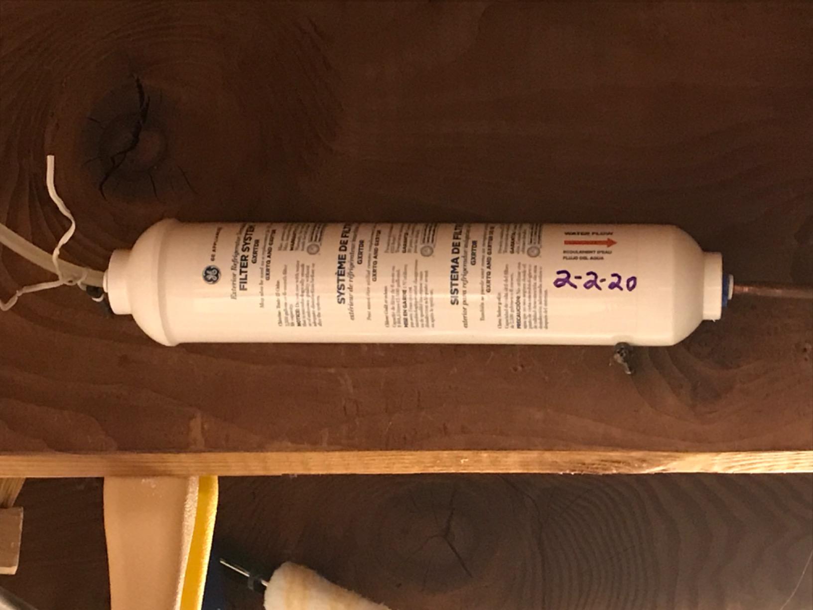GE GXRTDR Exterior Refrigerator/Icemaker Filtration System, White customer photo 1