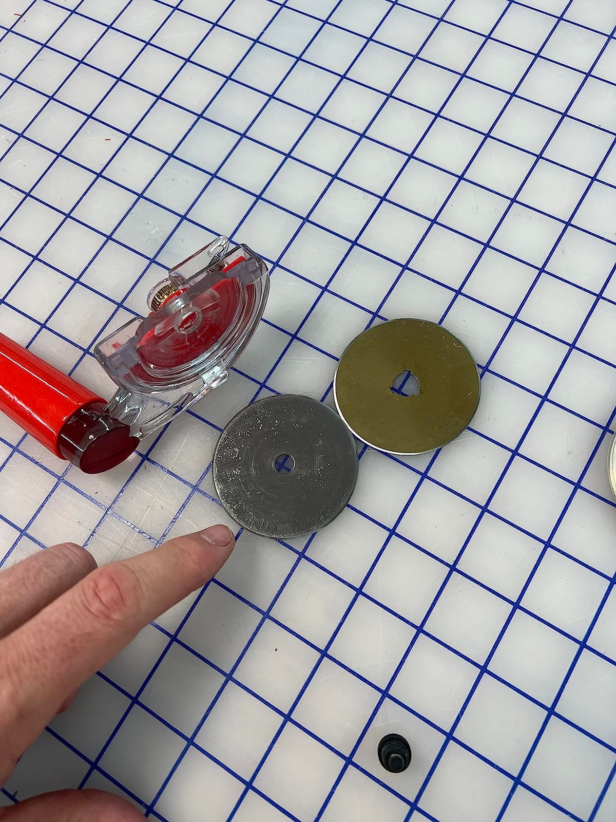 Martelli - Right Handed 60mm Ergonomic Fabric Rotary Cutter for safe pain free fabric cutting - sewing, quilting, fashion design notions & supplies good for arthritis carpal tunnel wrist pain customer photo 2