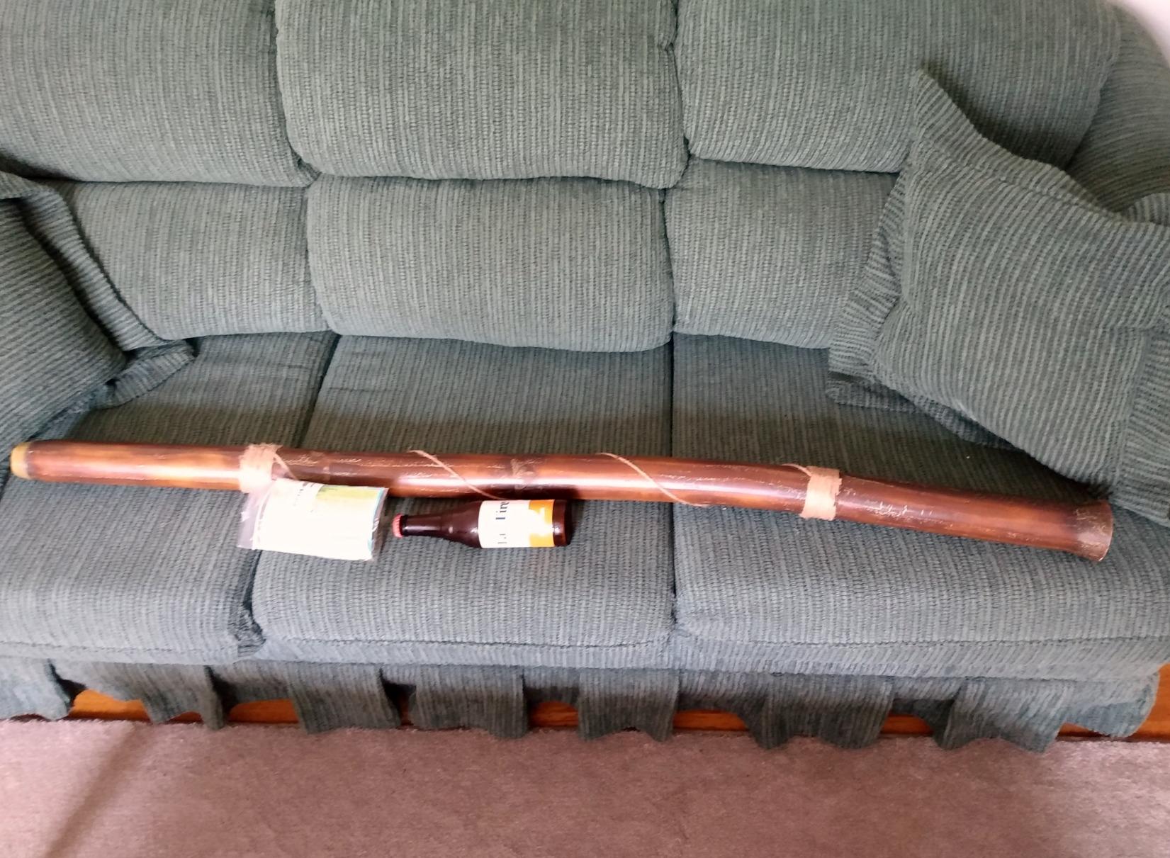 Hand-Crafted Modern Didgeridoo Instrument – Beeswax Mouthpiece, Durable and Lightweight, Ideal for Beginners – Key of C Ohm, Includes Free Mouthpiece and Playing Instructions customer photo 1