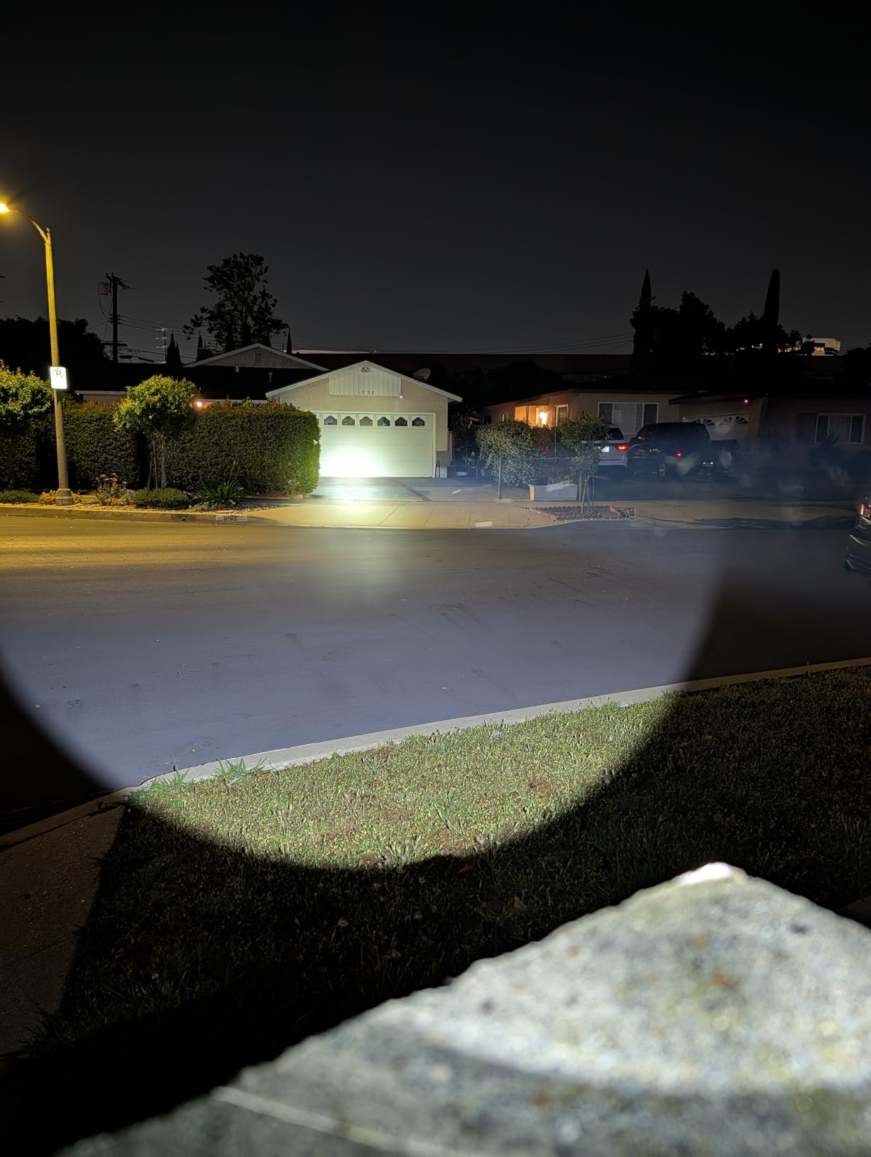 Streamlight 44905 Waypoint 750-Lumen 150,000-Candela Pistol-Grip Spotlight, Black customer photo 2