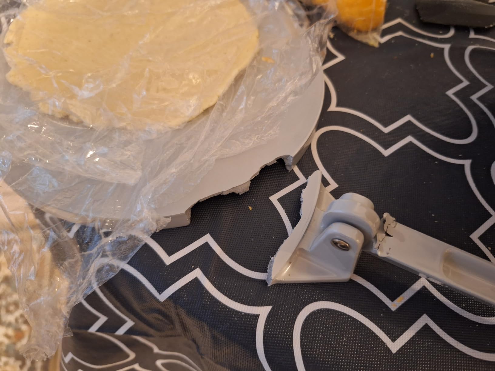 IMUSA USA Tortilla Press, 8 Inch, Silver customer photo 2