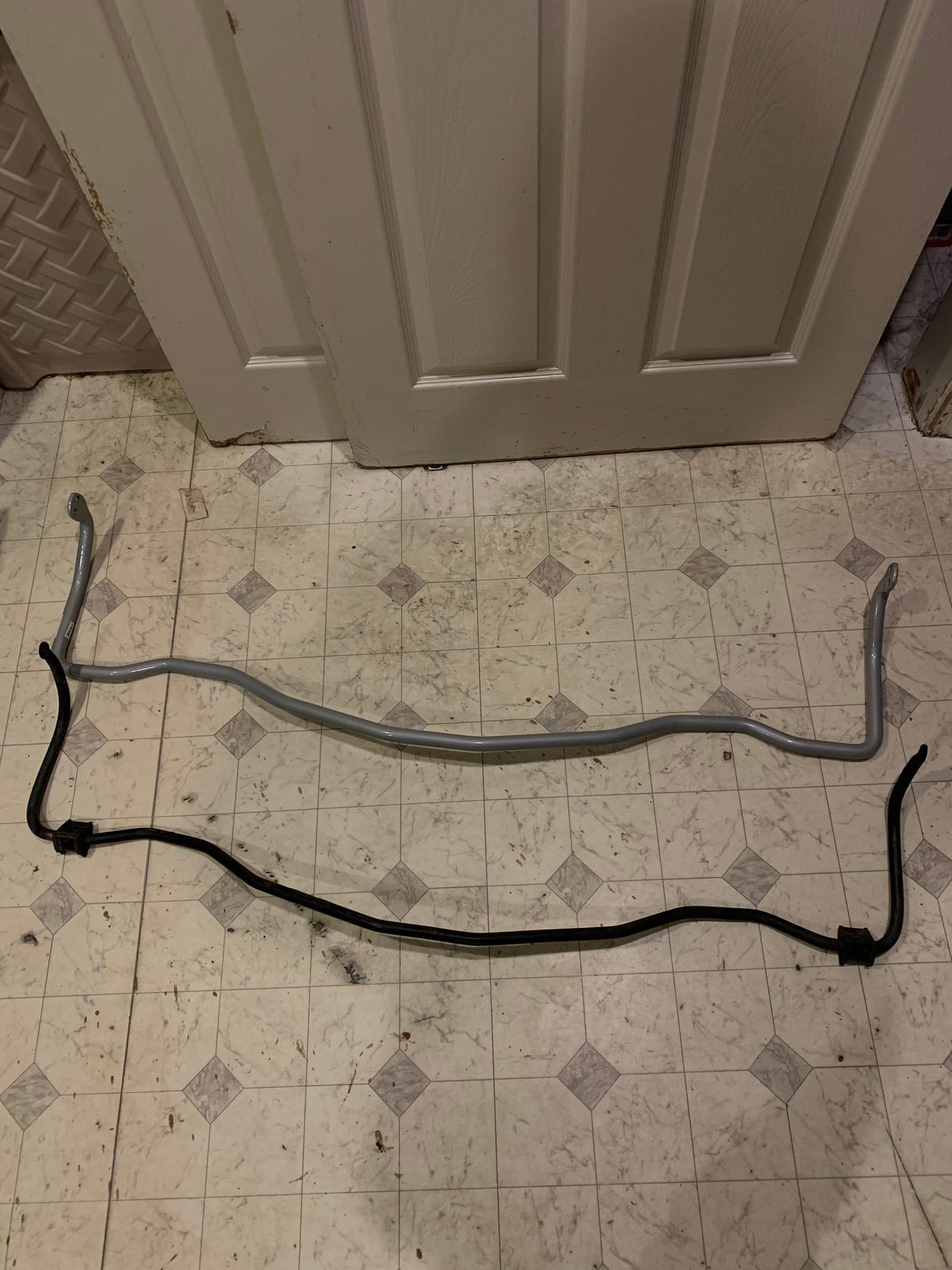 Whiteline BSR39Z Heavy Duty Sway Bar customer photo 1