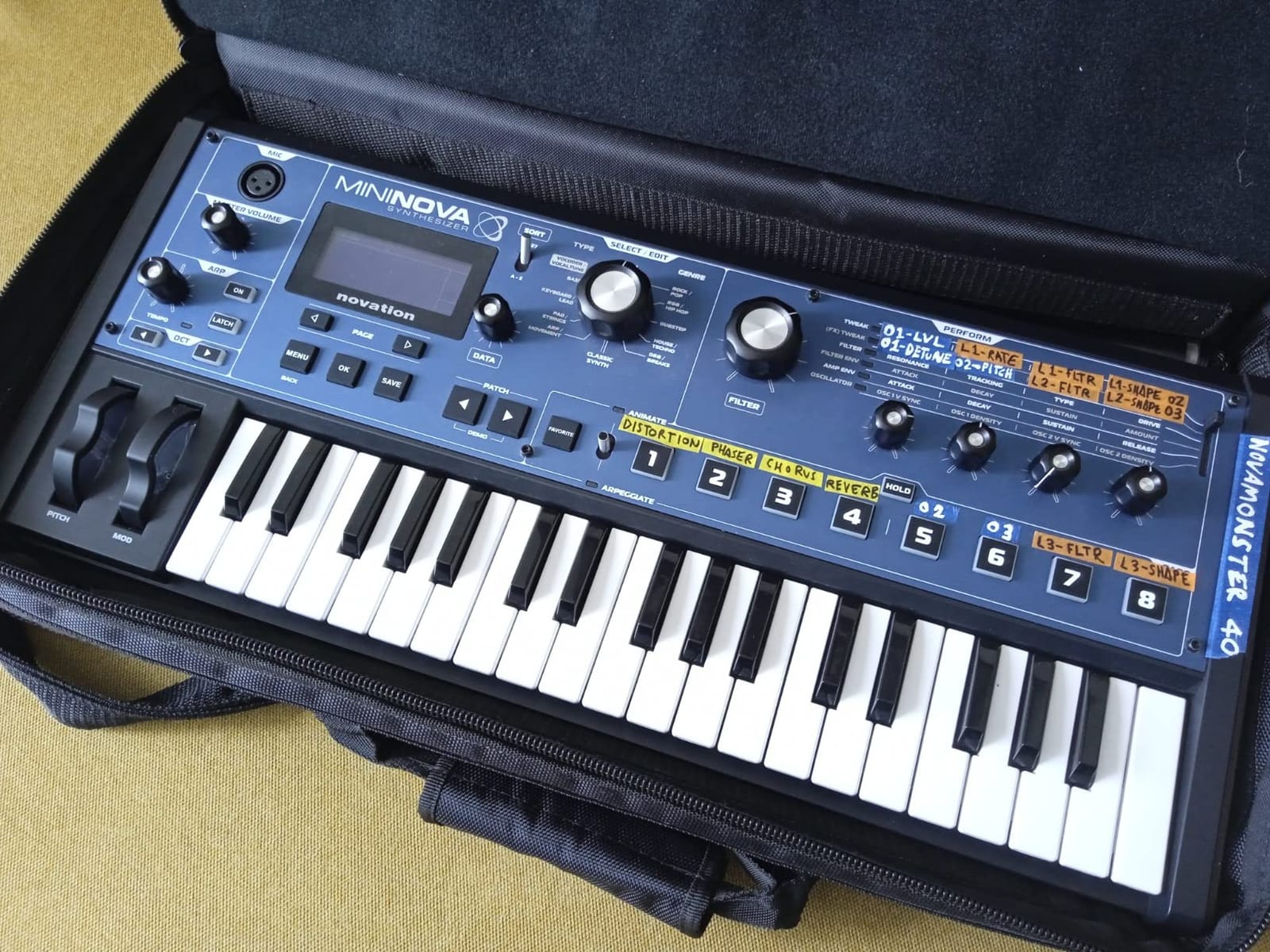 Novation MiniNova Analog Modeling Synthesizer | USB, 37 Mini Keys, 18-Voice Polyphony, Built-In Vocoder, 256 Presets, 5 Effects Per Voice, Animate Buttons customer photo 2