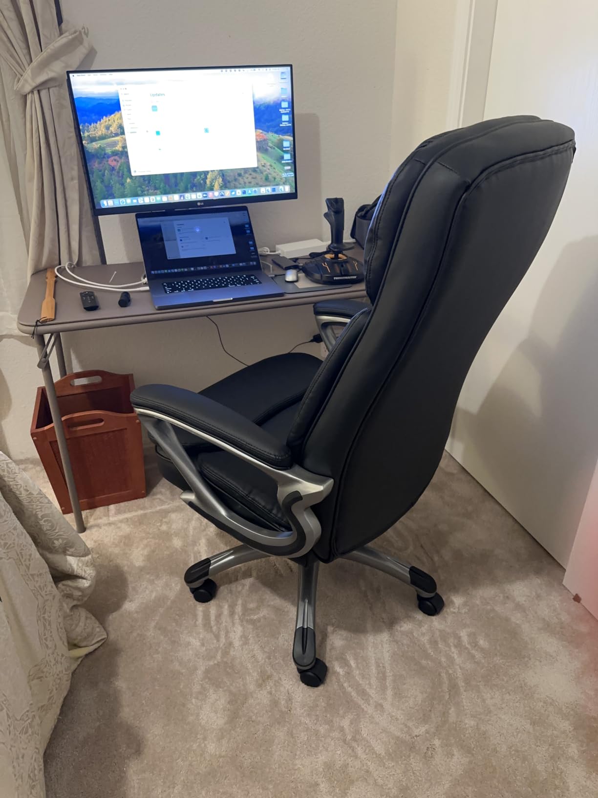 Serta Ergonomic Big and Tall Executive Office Chair Lumbar Support, Leather | Fairbanks, Gaming Chair with Headrest, 350lb Capacity, Padded Arms, Semi-Plush Seat Cushion, Adjustable Height & Tilt, Black customer photo 1
