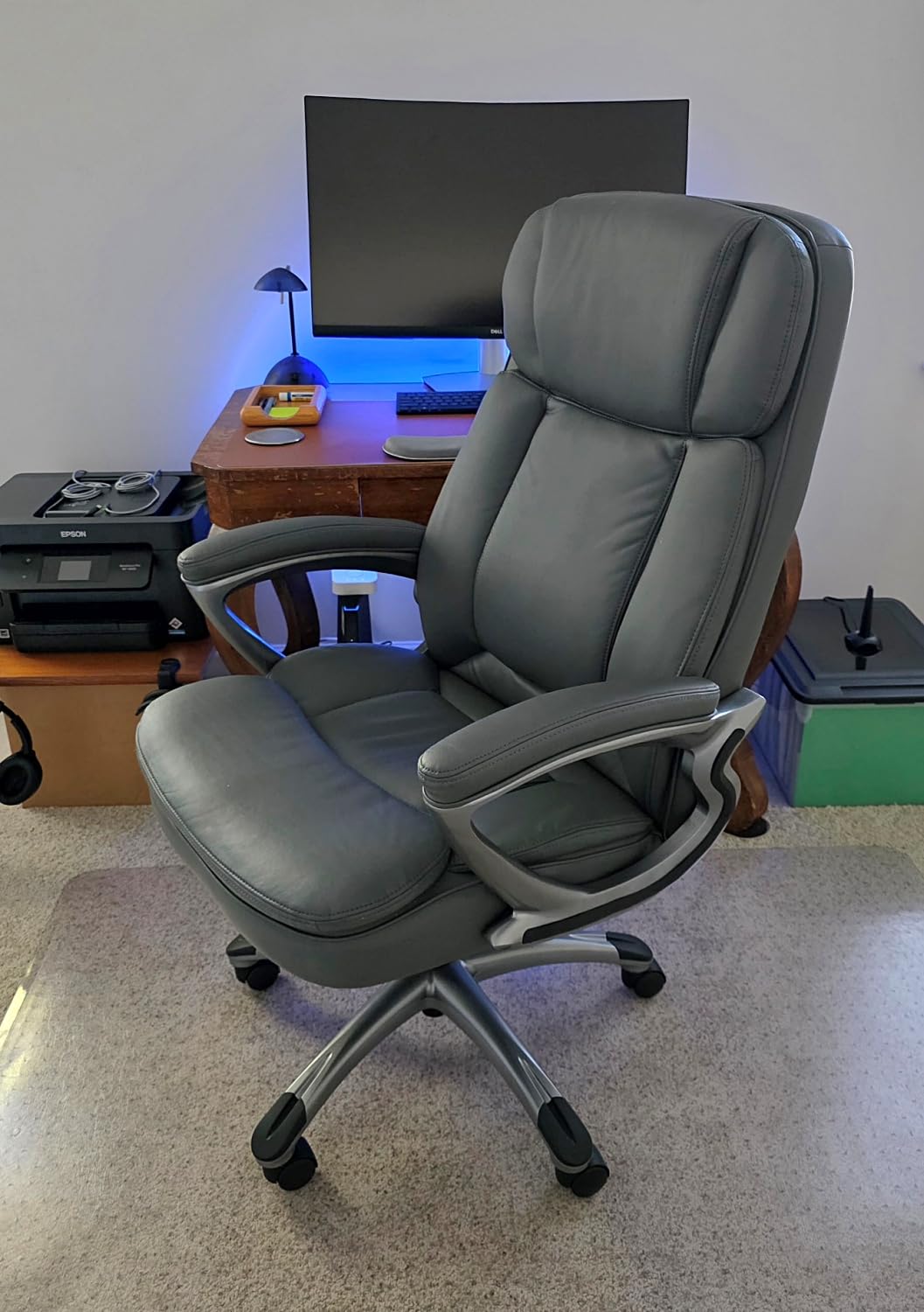 Serta Ergonomic Big and Tall Executive Office Chair Lumbar Support, Leather | Fairbanks, Gaming Chair with Headrest, 350lb Capacity, Padded Arms, Semi-Plush Seat Cushion, Adjustable Height & Tilt, Black customer photo 2