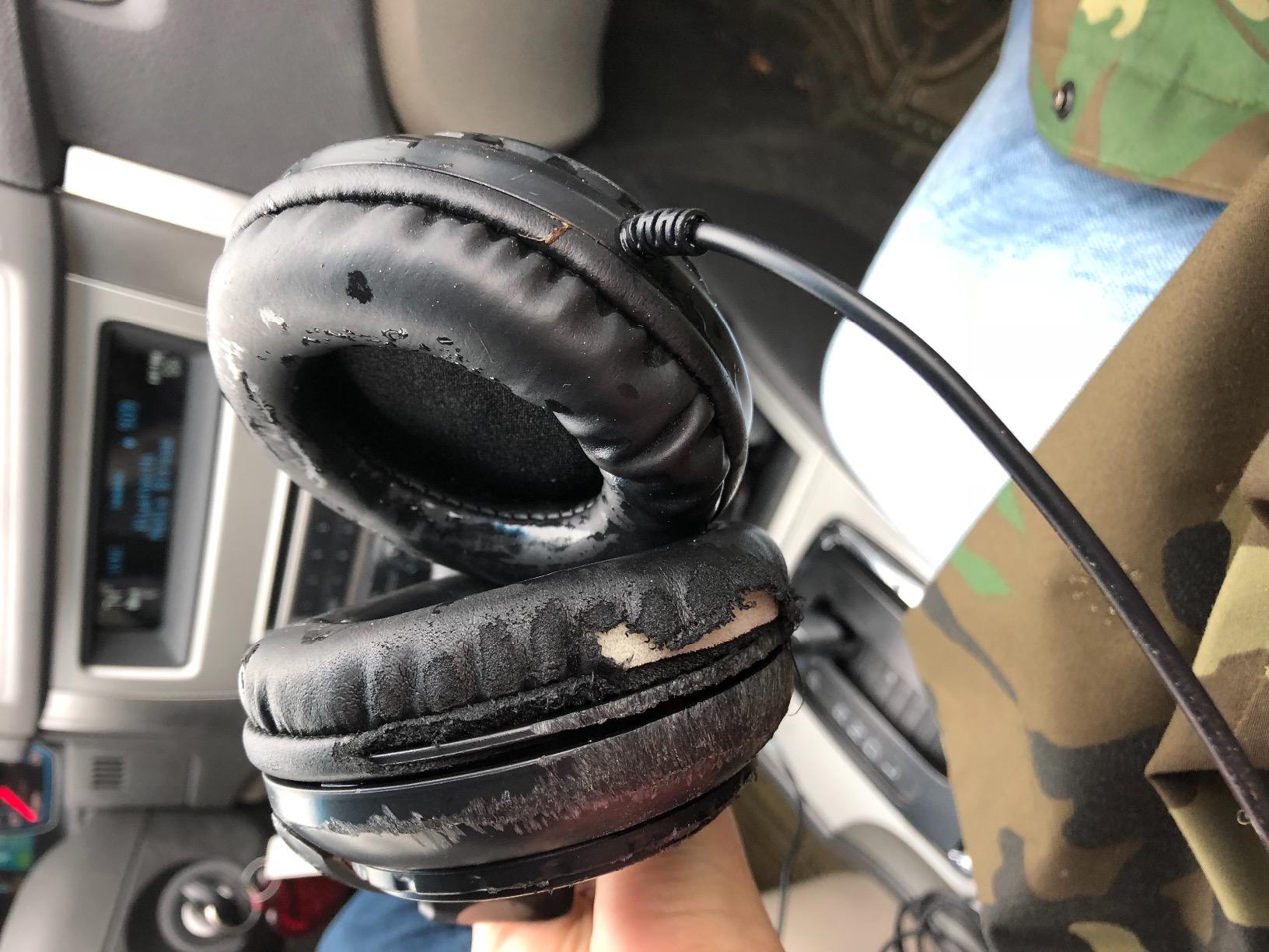 TASCAM TH-02 Professional Studio Monitor Headphones, Wired, Over Ear — for Recording, Podcast, DJ, Music and Guitar, with 1/4 Inch Jack Adapter customer photo 1