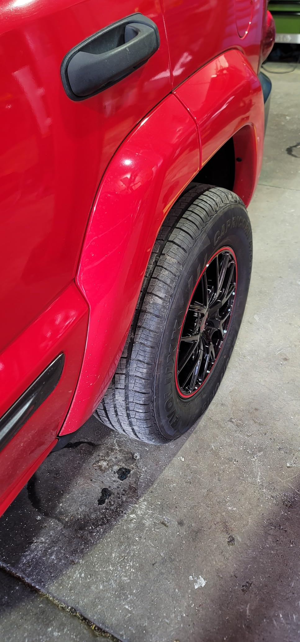 Touren TR60 3260 Wheel with Black Finish with Red Ring (16x7