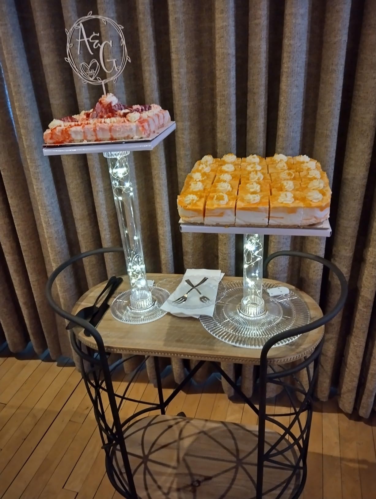 6 Tier Clear Wedding Cascade Cupcake Cake Stand (Style R600) customer photo 1