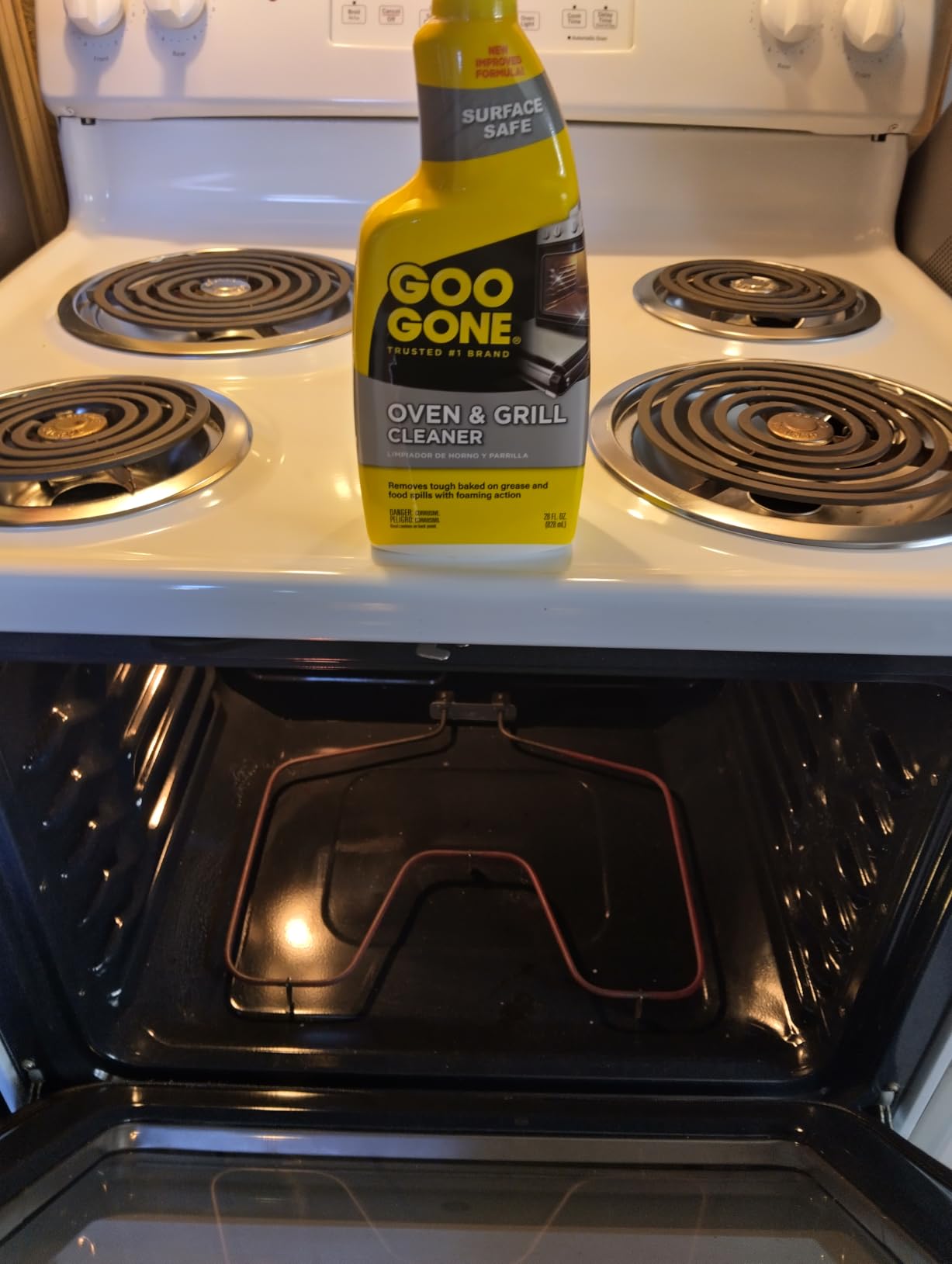 Goo Gone Oven and Grill Cleaner - 28 Ounce - Removes Tough Baked On Grease and Food Spills Surface Safe customer photo 1