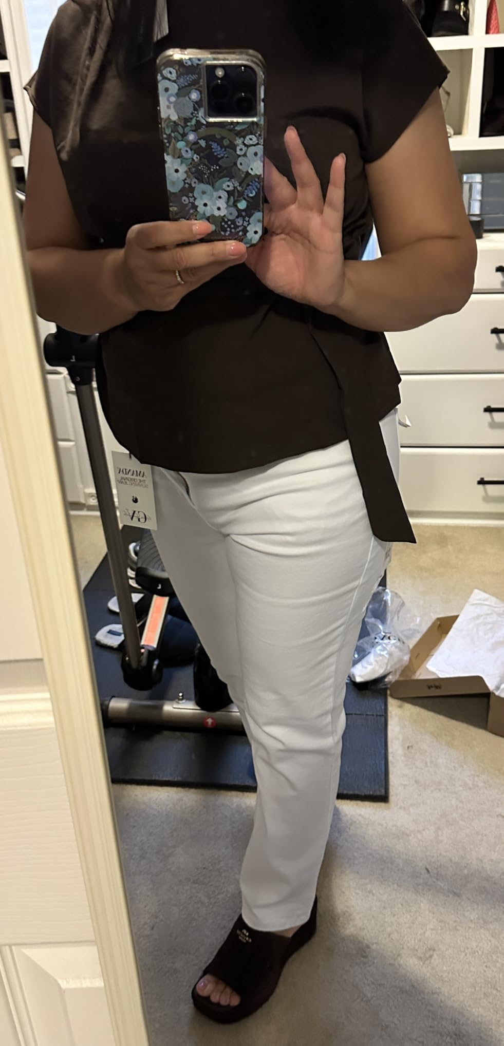 Gloria Vanderbilt Women's Classic Tapered Amanda Jeans customer photo 2