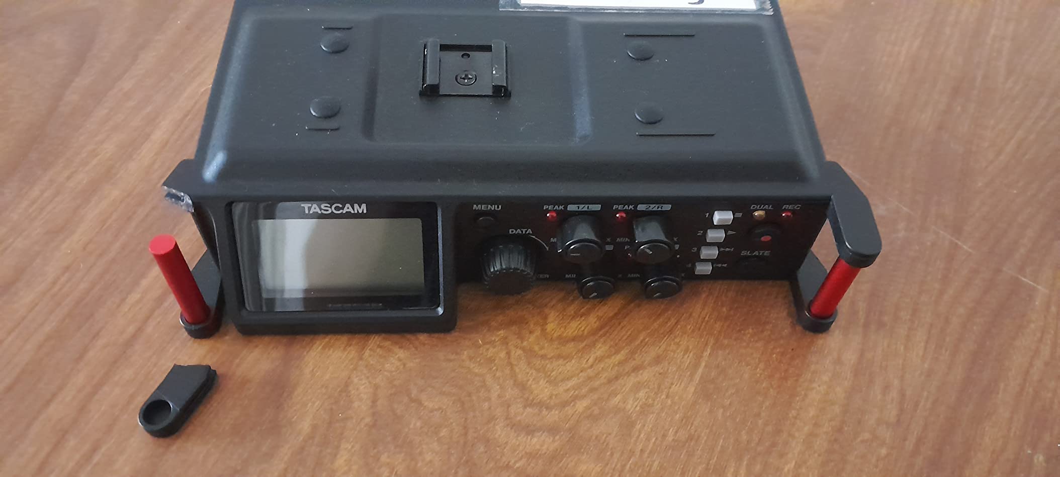 TASCAM DR-70D 4-Channel Portable Audio Recorder for Videographers, 4 Combo XLR/TRS Inputs, 2 Internal Mics, Limiter, HP Filter customer photo 1