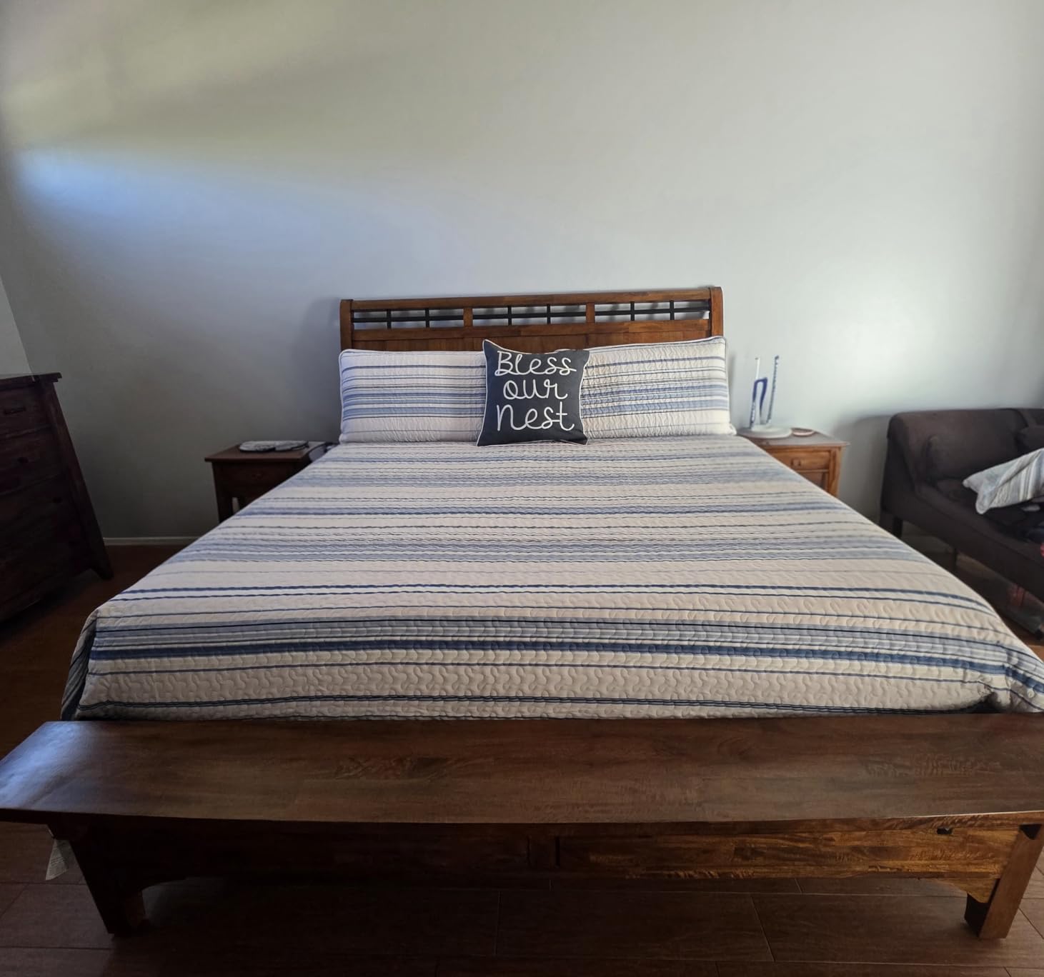 Southshore Fine Living, Inc. Oversized King Quilt Bedding Set with Shams, Lightweight White Coverlet Quilt King Size Bedspread, Luxury Bedding, Bed Spread for California Kings Mattress, White Quilts customer photo 1