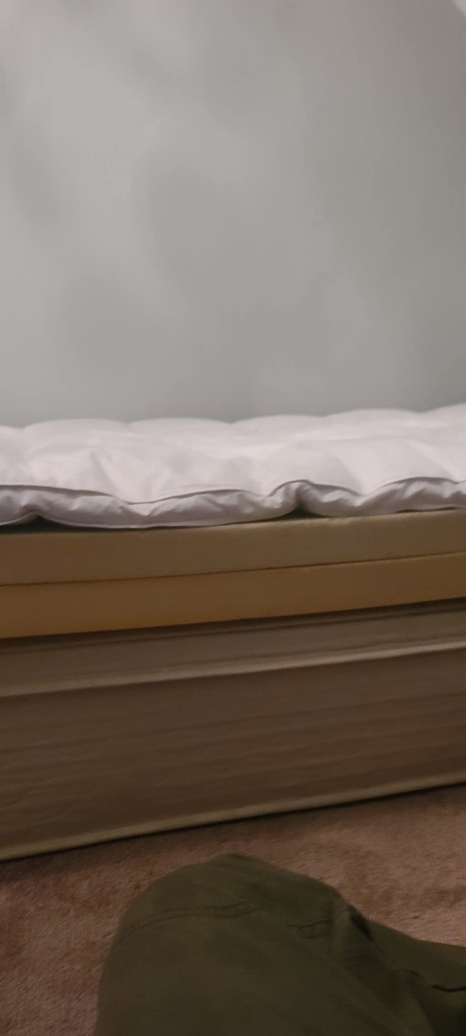 Down Mattress Topper Queen, Goose Feather Down Mattress Protector Cover with Straps,Plush Soft Fluffy Baffled Pillowtop,Hypoallergenic Featherbed Cooling Pad All-Season Luxury(60x80 inch) customer photo 1