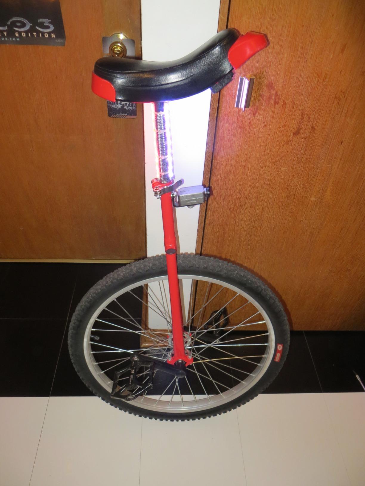 AW 16/18/20/24 Inch Wheel Outdoor Unicycle Adjustable Seat Exercise Bicycle customer photo 1