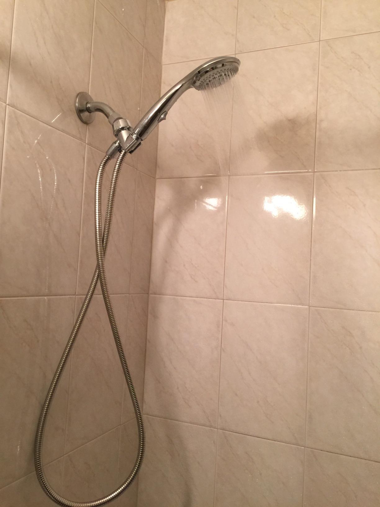 Dream Spa 1459 9-Setting High-Power Ultra-Luxury Handheld Shower Head with Patented ON/OFF Pause Switch and 5-7 foot Stretchable Stainless Steel Hose (Premium Chrome) Use as overhead or handshower customer photo 1