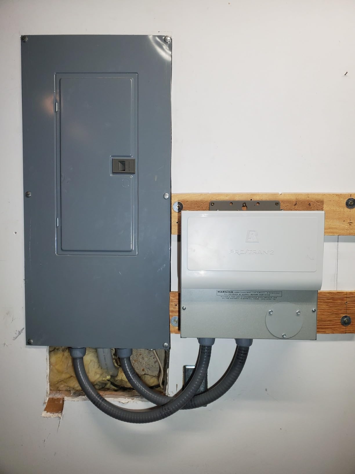 310C Pro/Tran2 30-Amp 10-Circuit 2 Manual Transfer Switch customer photo 1