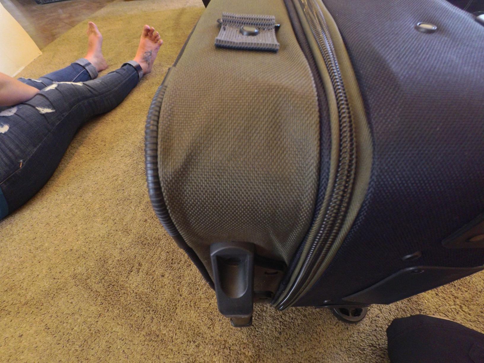 Legend Everest Hybrid Bow Case Roller - Travel-Ready Compound Bow Suitcase customer photo 1