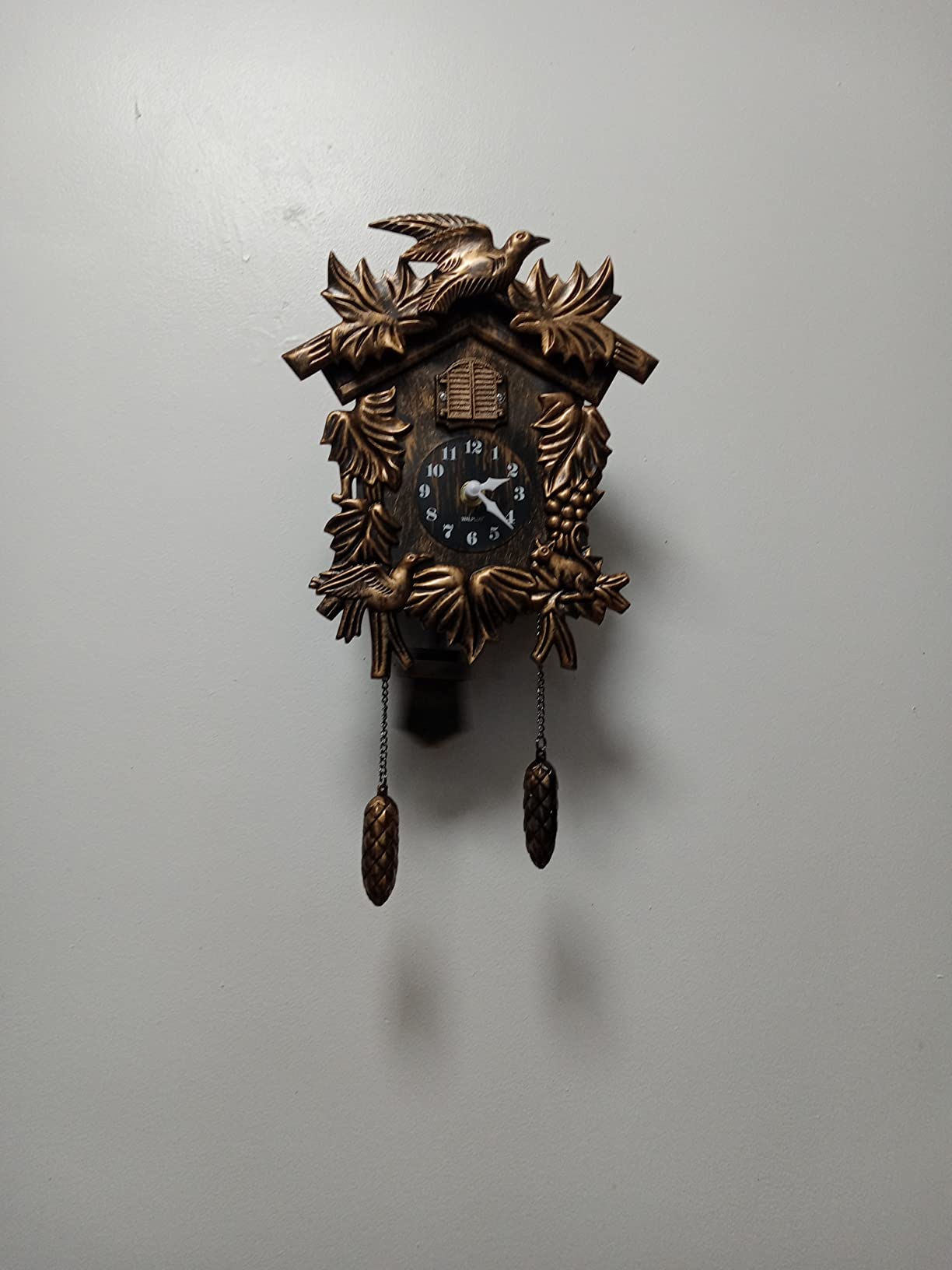 WALPLUS Chiming Cookoo Clock Brown Vintage Bird Flapping Cuckoo Clocks Volume Adjustable Coo Coo Clocks Wall Decoration Battery Operated Pendulum Cuckoo Clock for Home Living Room Office customer photo 2