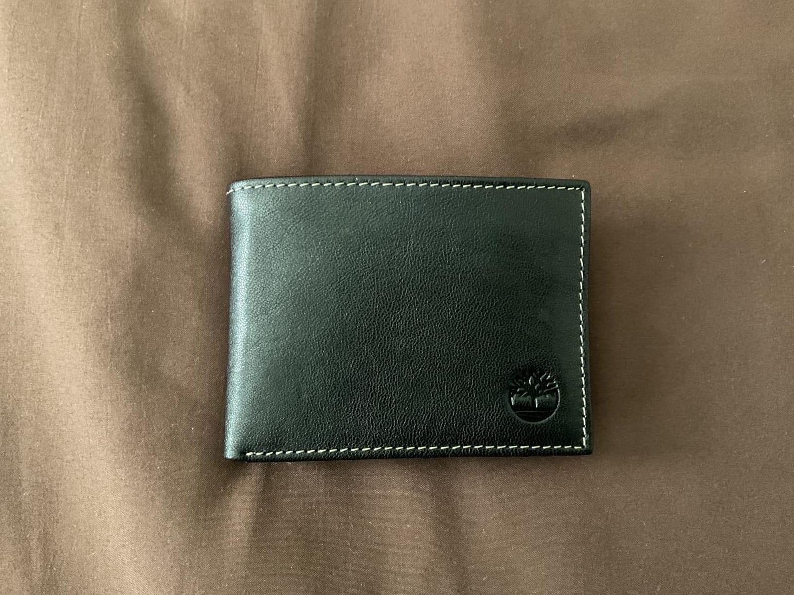 Timberland Men's Genuine Leather Passcase Security RFID Wallet customer photo 1