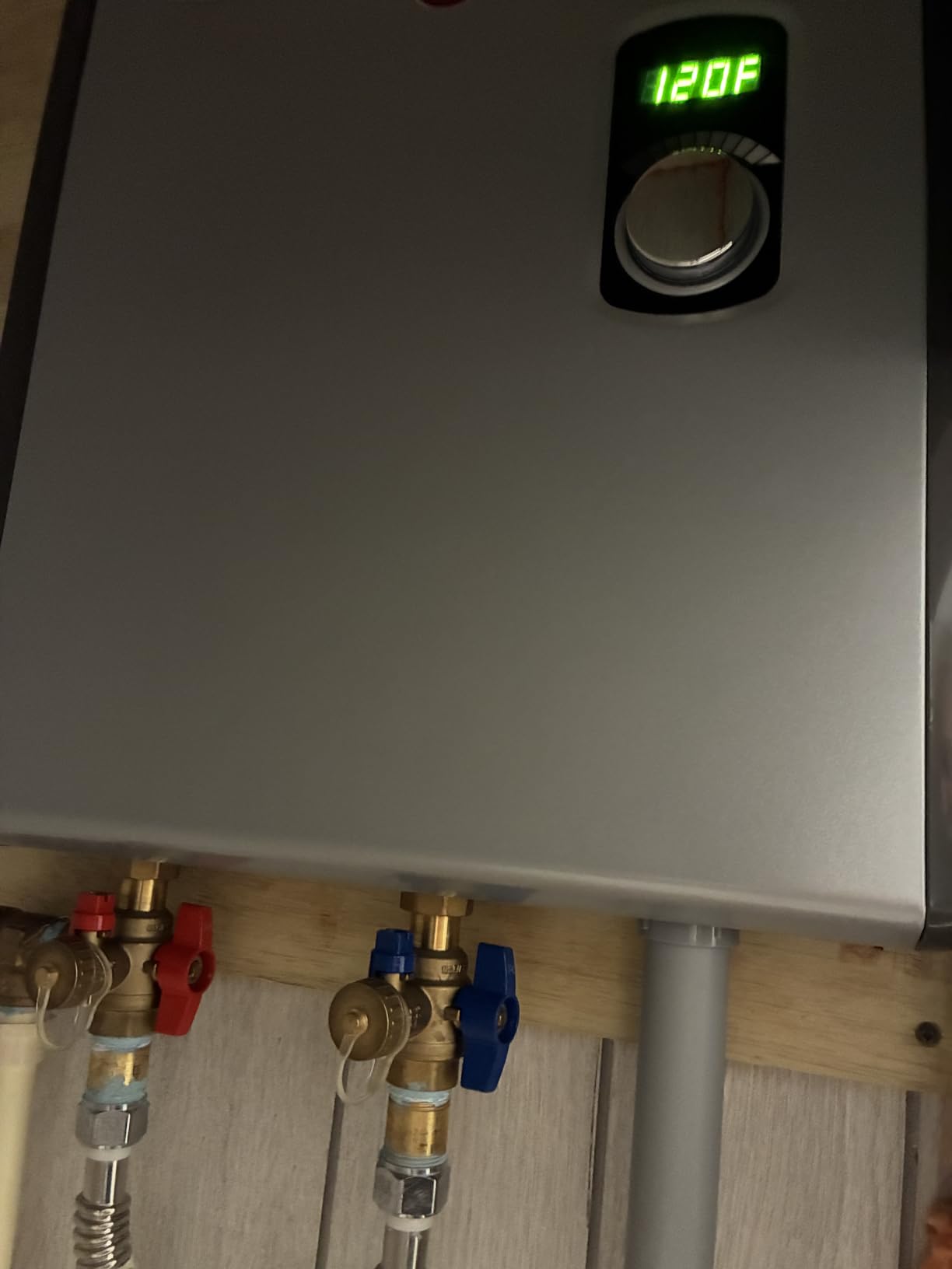 Rheem RTEX-24 24kW 240V Electric Tankless Water Heater, Gray customer photo 2