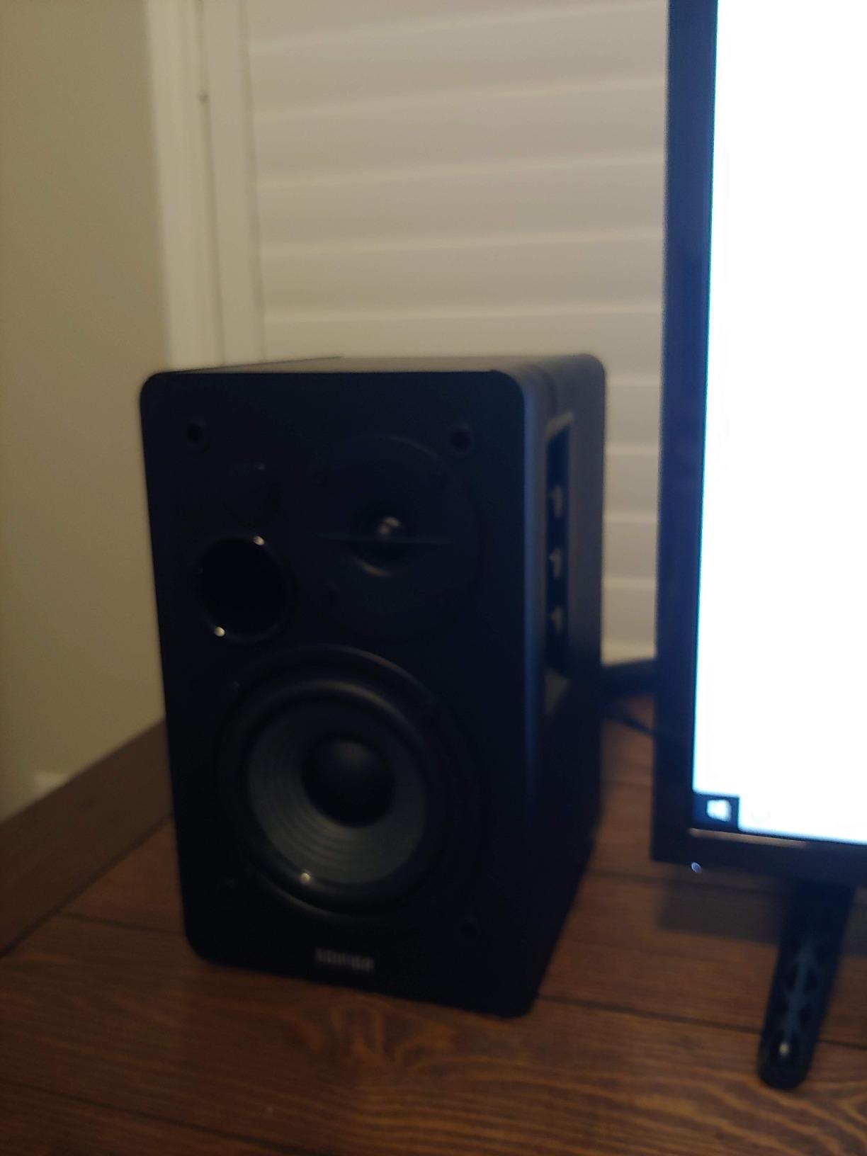 Edifier R1280DB Powered Bluetooth Bookshelf Speakers - Optical Input - Wireless Studio Monitors - 4 Inch Near Field Speaker - 42W RMS - Wood Grain (Black) customer photo 2