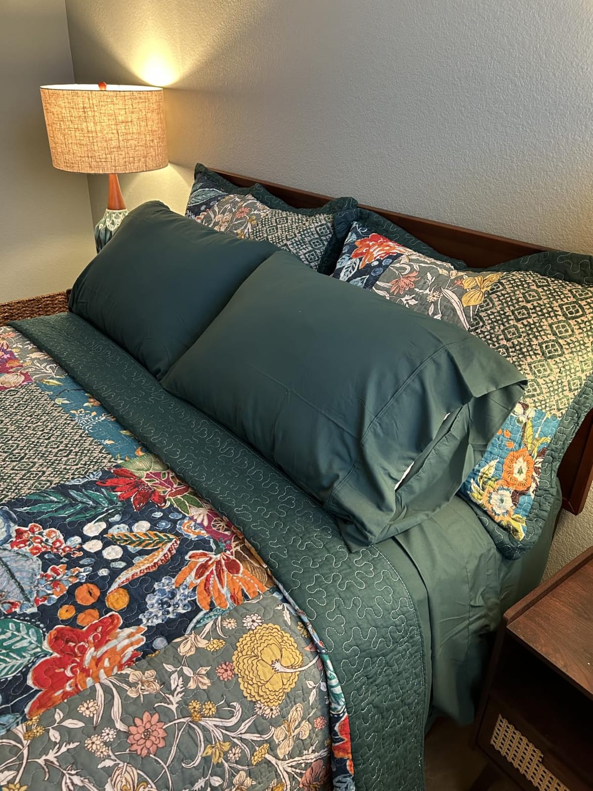Queen Size Sheet Set, Cooling & Soft Deep Pocket Bed Sheets, 4PC customer photo 1