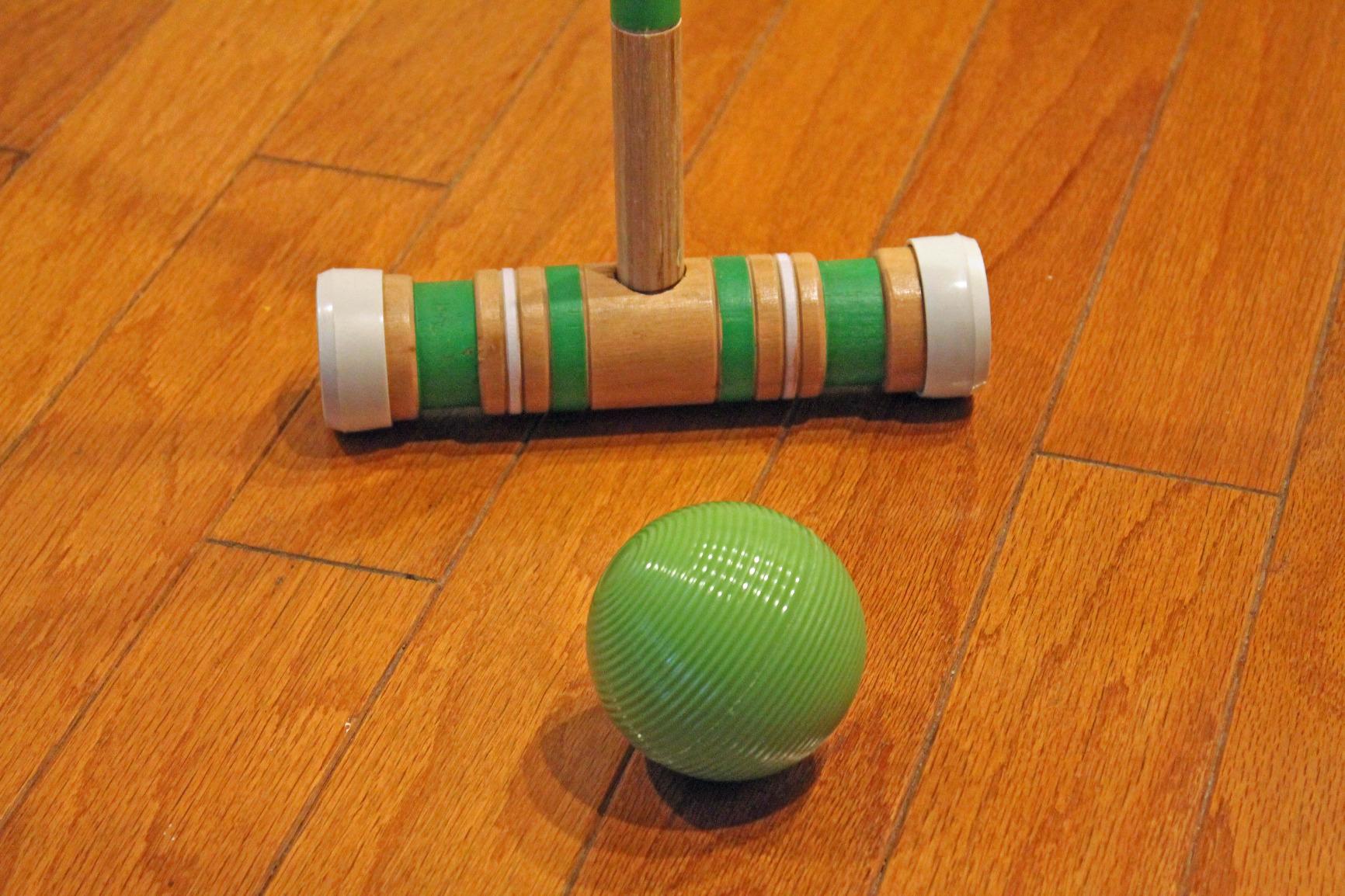 Juegoal Six Player Croquet Set with Wooden Mallets Colored Balls for Lawn, Backyard and Park, 28 Inch customer photo 1