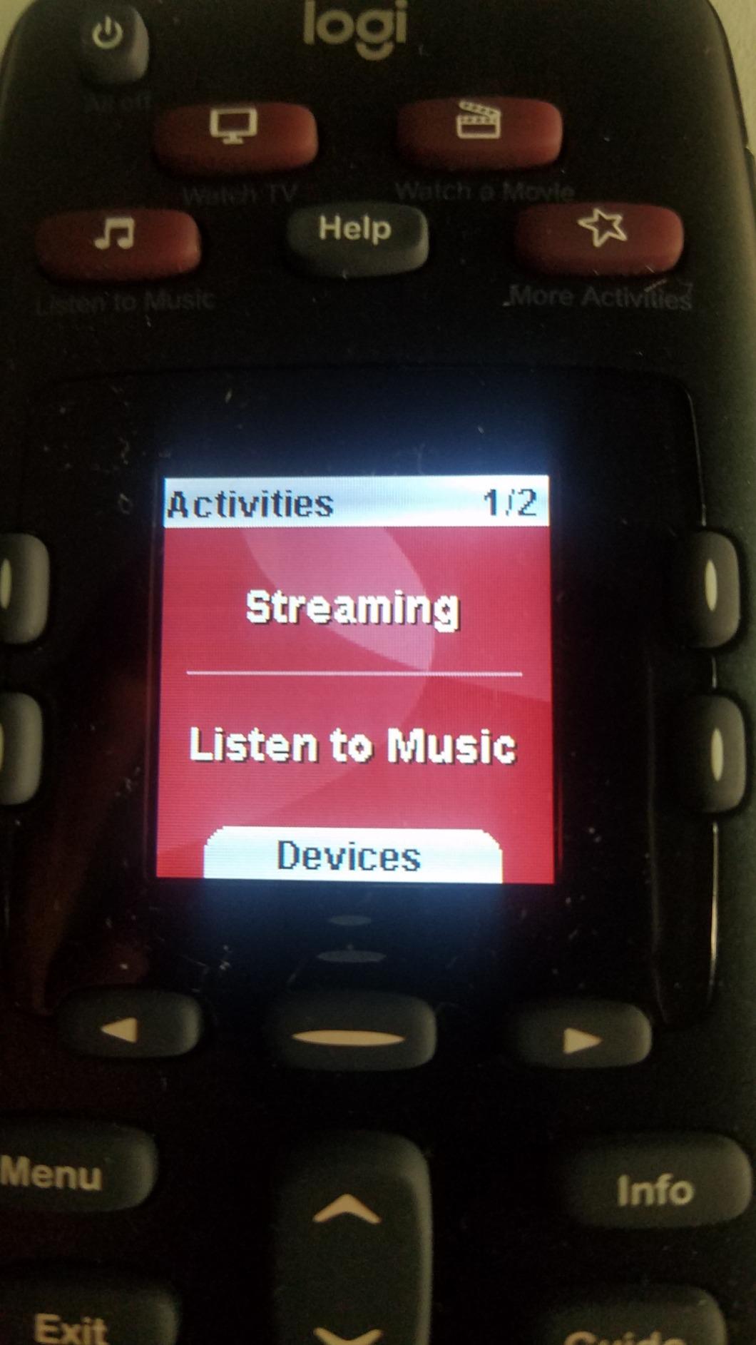 Logitech Harmony 665 Advanced Remote Control customer photo 1