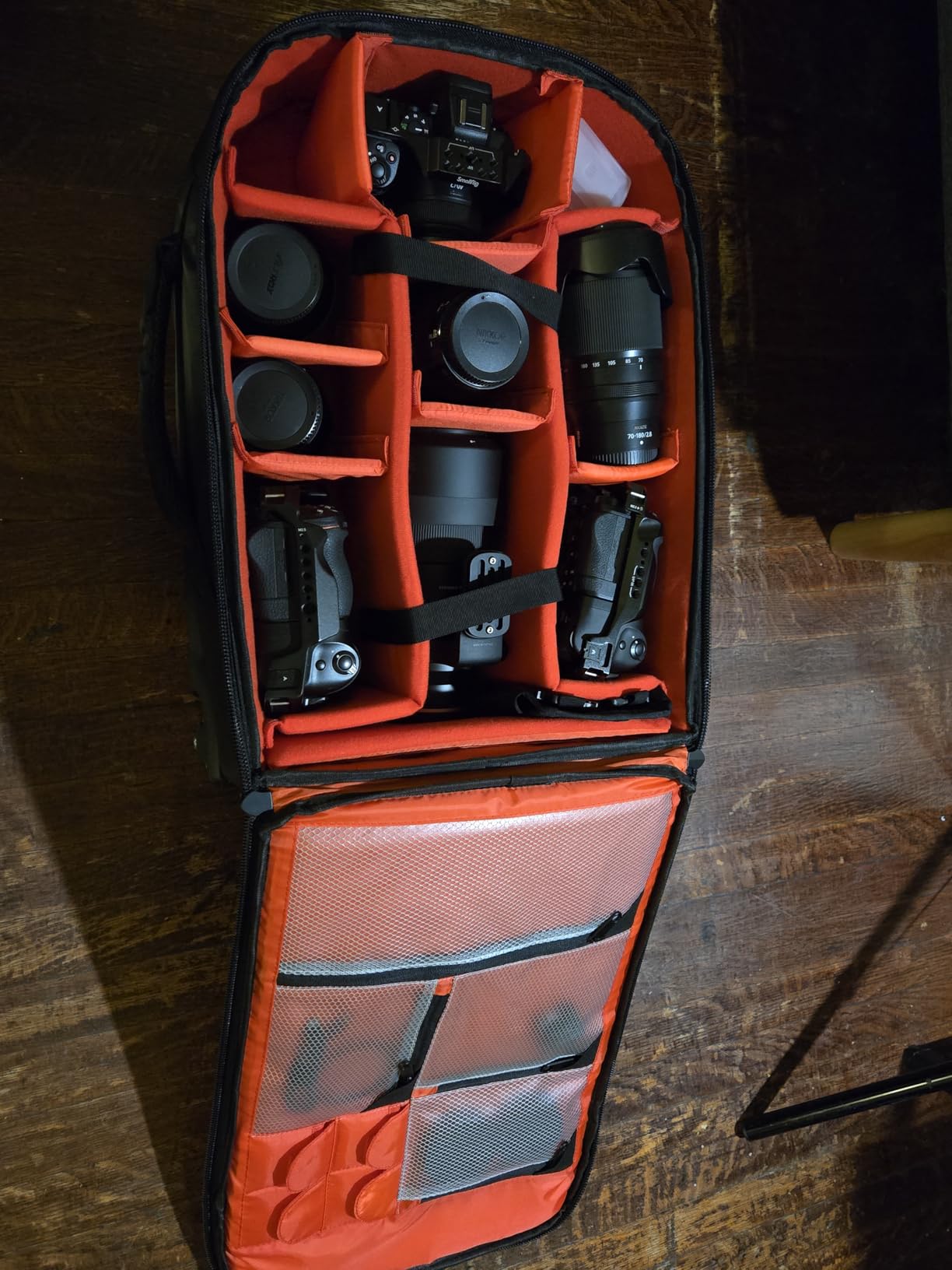 Neewer 2-in-1 Rolling Camera Bag Backpack Suitcase Style Convertible with Double Handle, Shockproof Trolley Case with Removable Padded for SLR/DSLR Cameras Tripod Lenses (Black/Red) customer photo 2