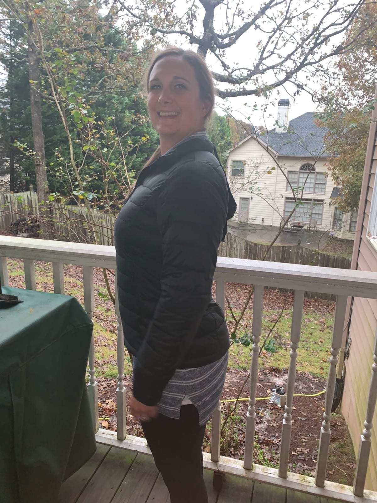 Amazon Essentials Women's Lightweight Long-Sleeve Water-Resistant Packable Puffer Jacket (Available in Plus Size) customer photo 2
