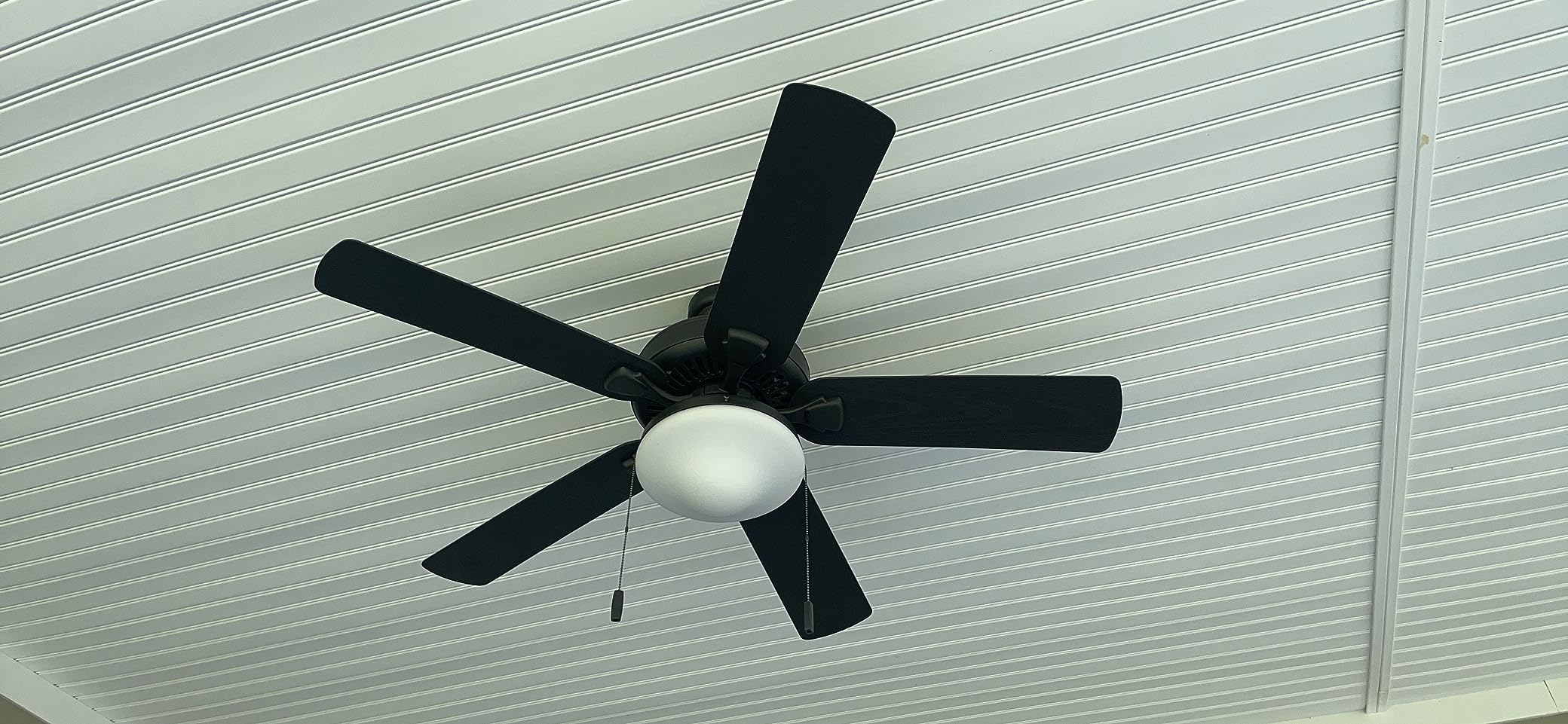 Honeywell Ceiling Fans Belmar 52 Inch Ceiling Fan With Light, Indoor/Outdoor Ceiling Fan with Pull Chain, LED Tri-Mount 5 Blade Design, ETL Damp Rated, White (50513-01) customer photo 1