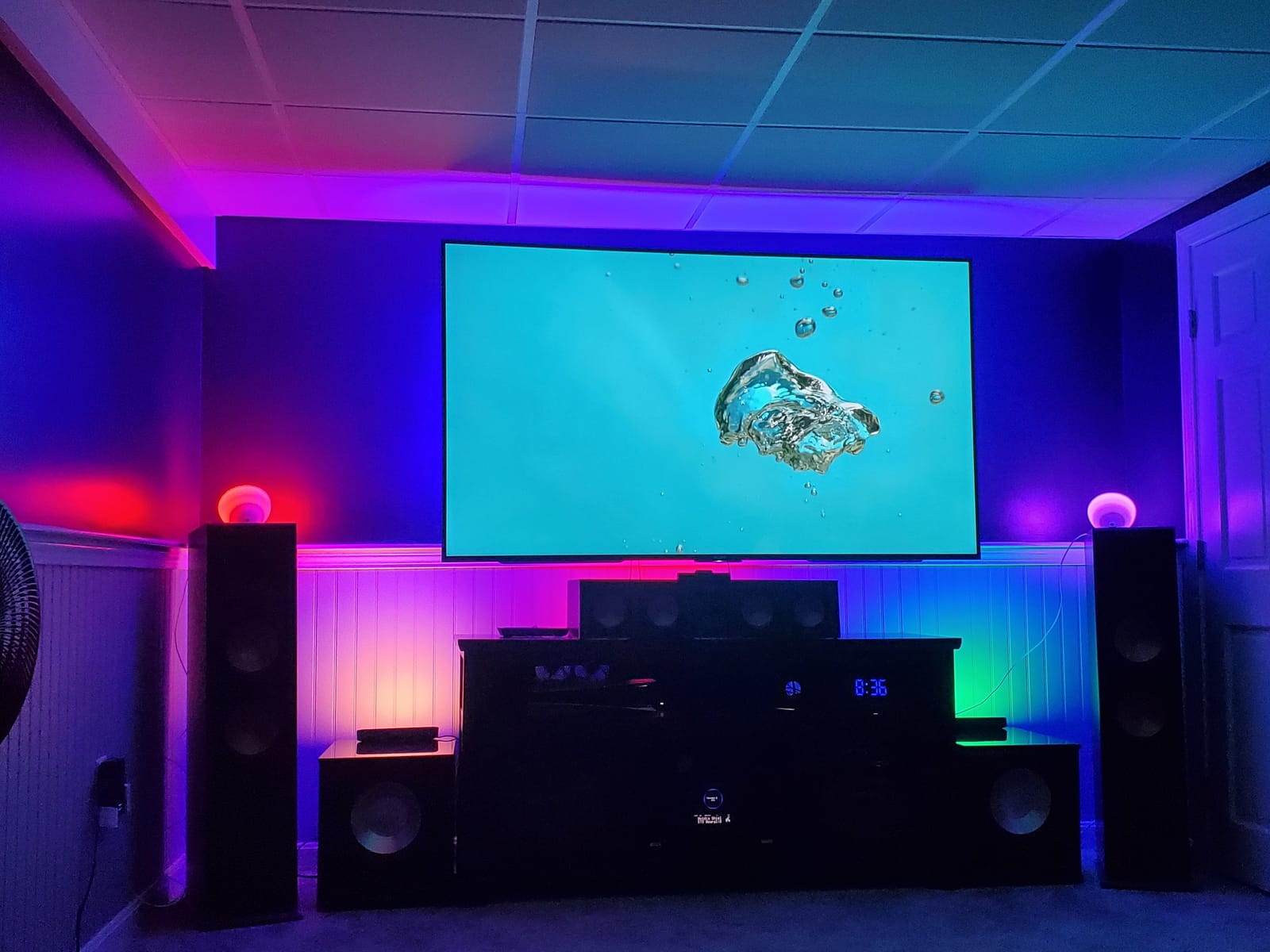 Philips Hue Smart Play Light Bar Base Kit, White - White & Color Ambiance LED Color-Changing Light - 2 Pack - Requires Bridge - Control with App - Works with Alexa, Google Assistant and Apple HomeKit customer photo 1