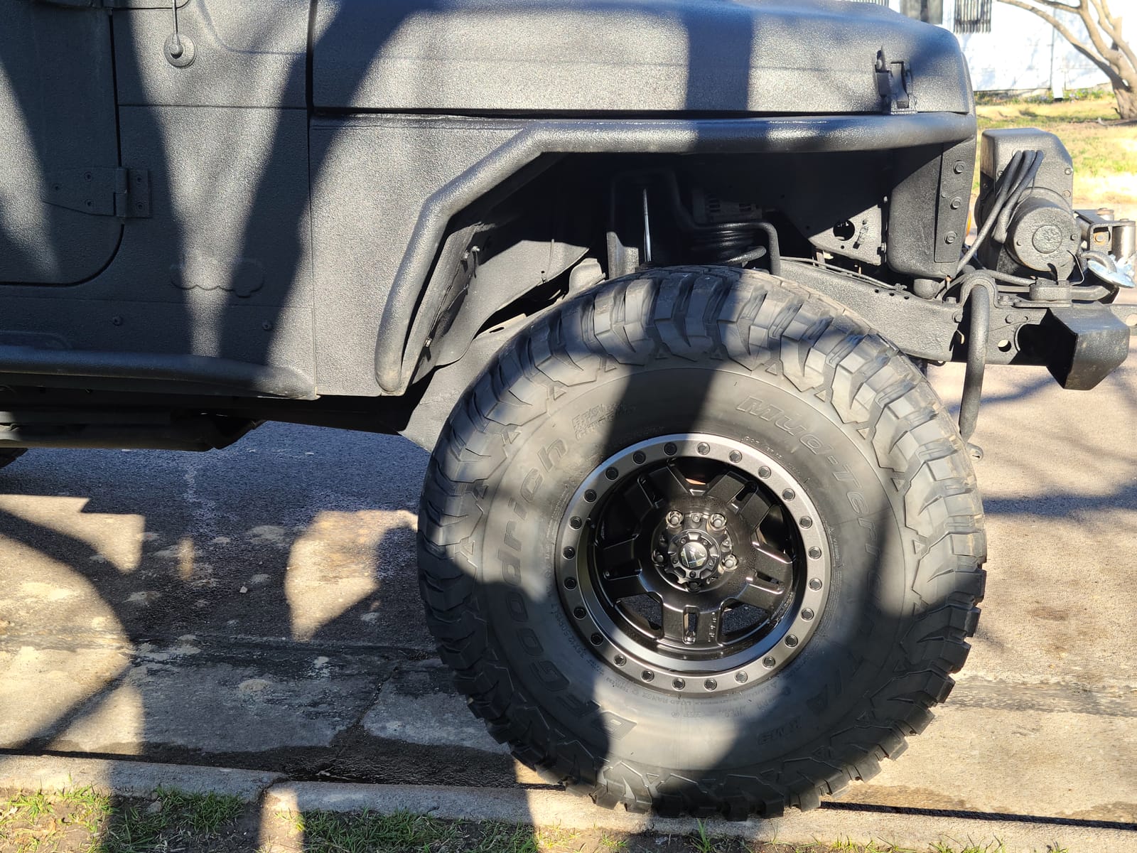 BFGoodrich Mud Terrain T/A KM3 Radial Car Tire for Light Trucks, SUVs, and Crossovers, 32x10.00R15NHS/8PR Q 124Q customer photo 2