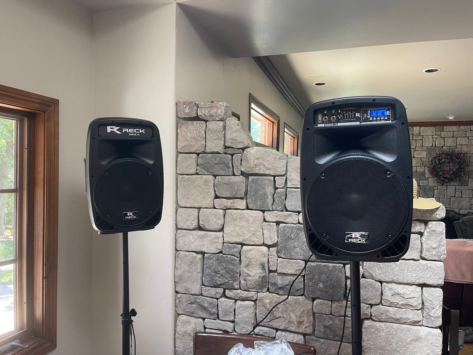 PRORECK Dance 12 Portable 12-Inch 1000 Watts 2-Way Powered PA Speaker System Combo Set with Bluetooth/USB/SD Card Reader/FM Radio/Remote Control/Speaker Stand for Party DJ Wedding Meeting customer photo 1