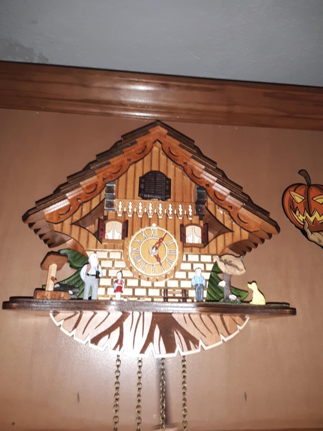 Kintrot Cuckoo Clock for Wall: A Happy Family with a Cute Puppy customer photo 1