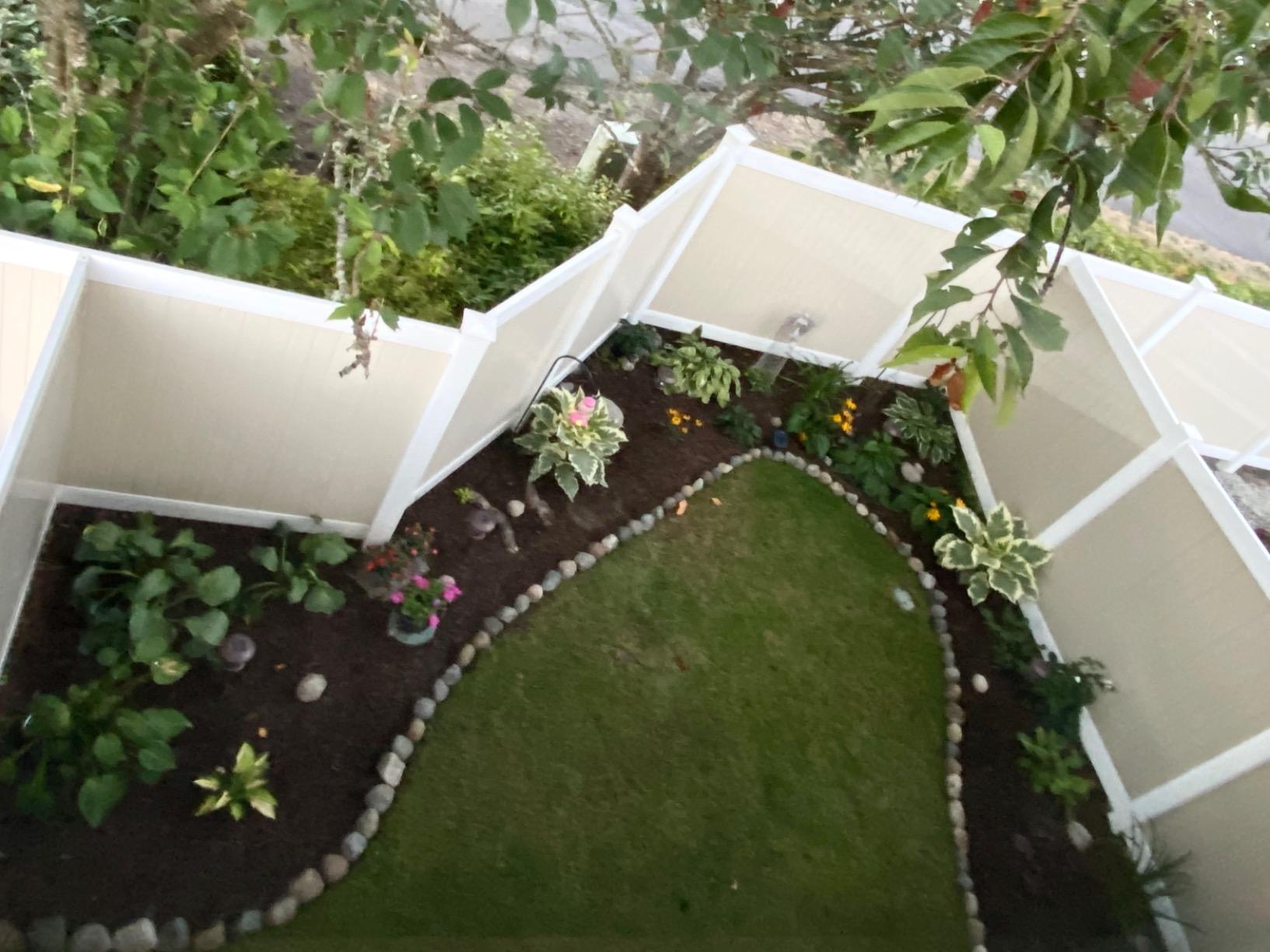 5oz Weed Barrier Landscape Fabric Ground Cover, 3ft x 100ft, Black customer photo 1