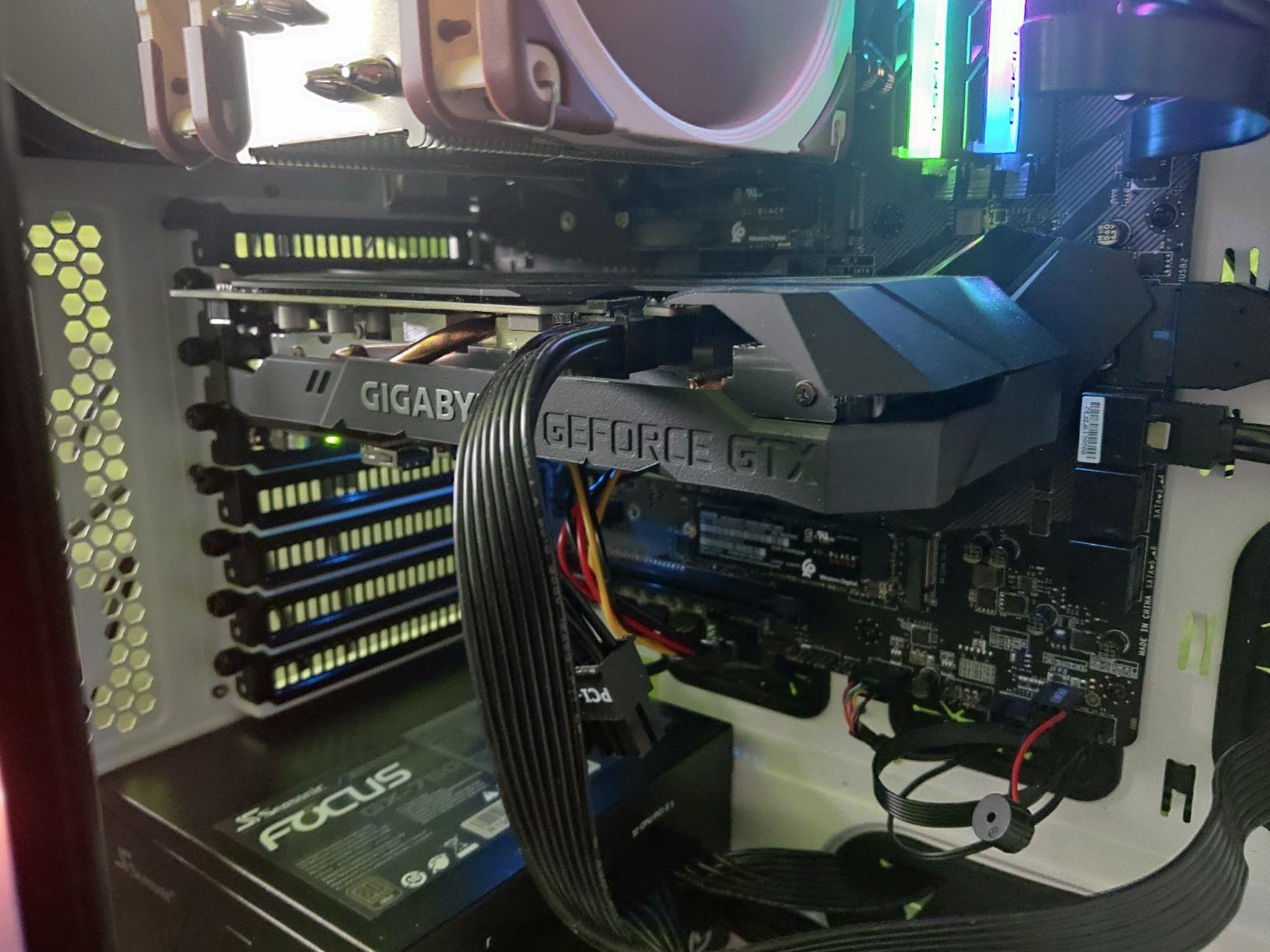 GIGABYTE GeForce GTX 1660 Ti OC 6G 192-bit GDDR6 DisplayPort 1.4 HDMI 2.0B with Windforce 2X Cooling System Graphic Cards- Gv-N166TOC-6GD customer photo 2