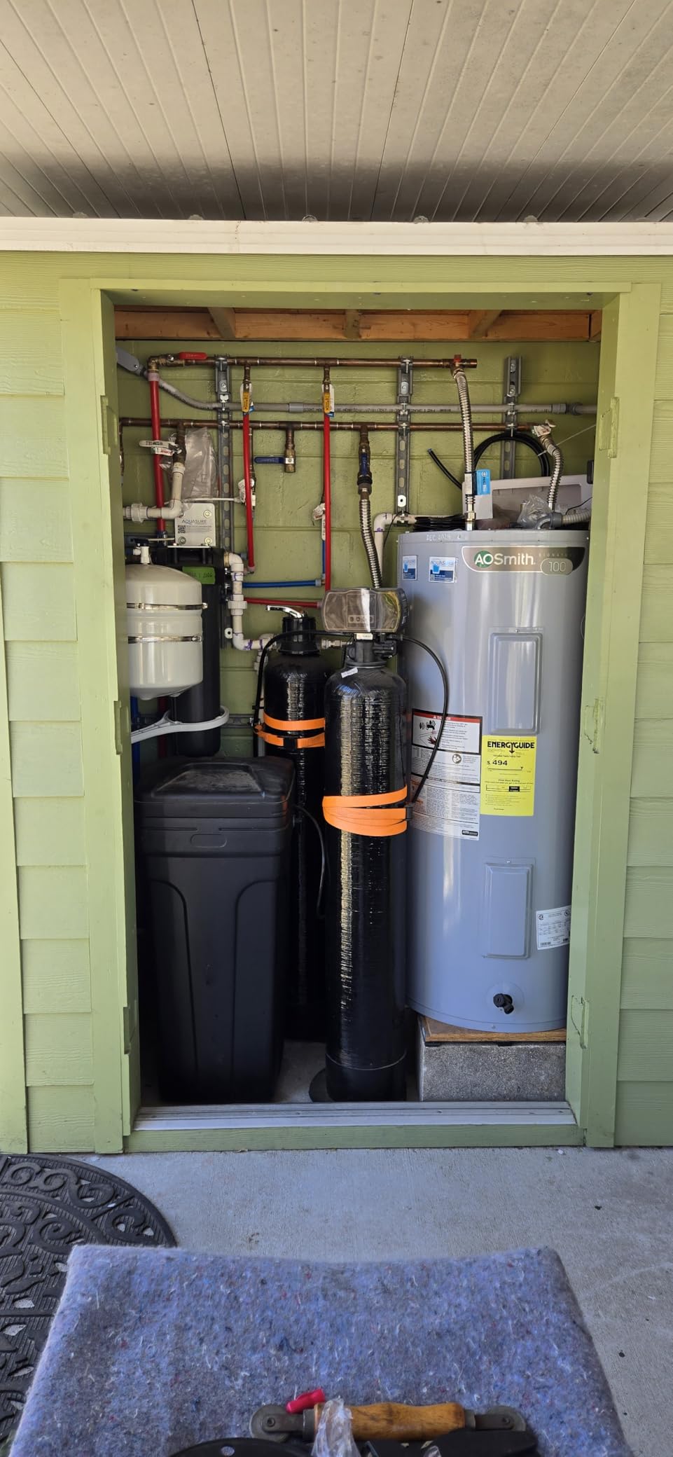 Aquasure Signature Series 32,000 Grains Complete Whole House Water Treatment System with Digital Metered Control Head, Chlorine Reduction, for 1-2 Bathrooms customer photo 1