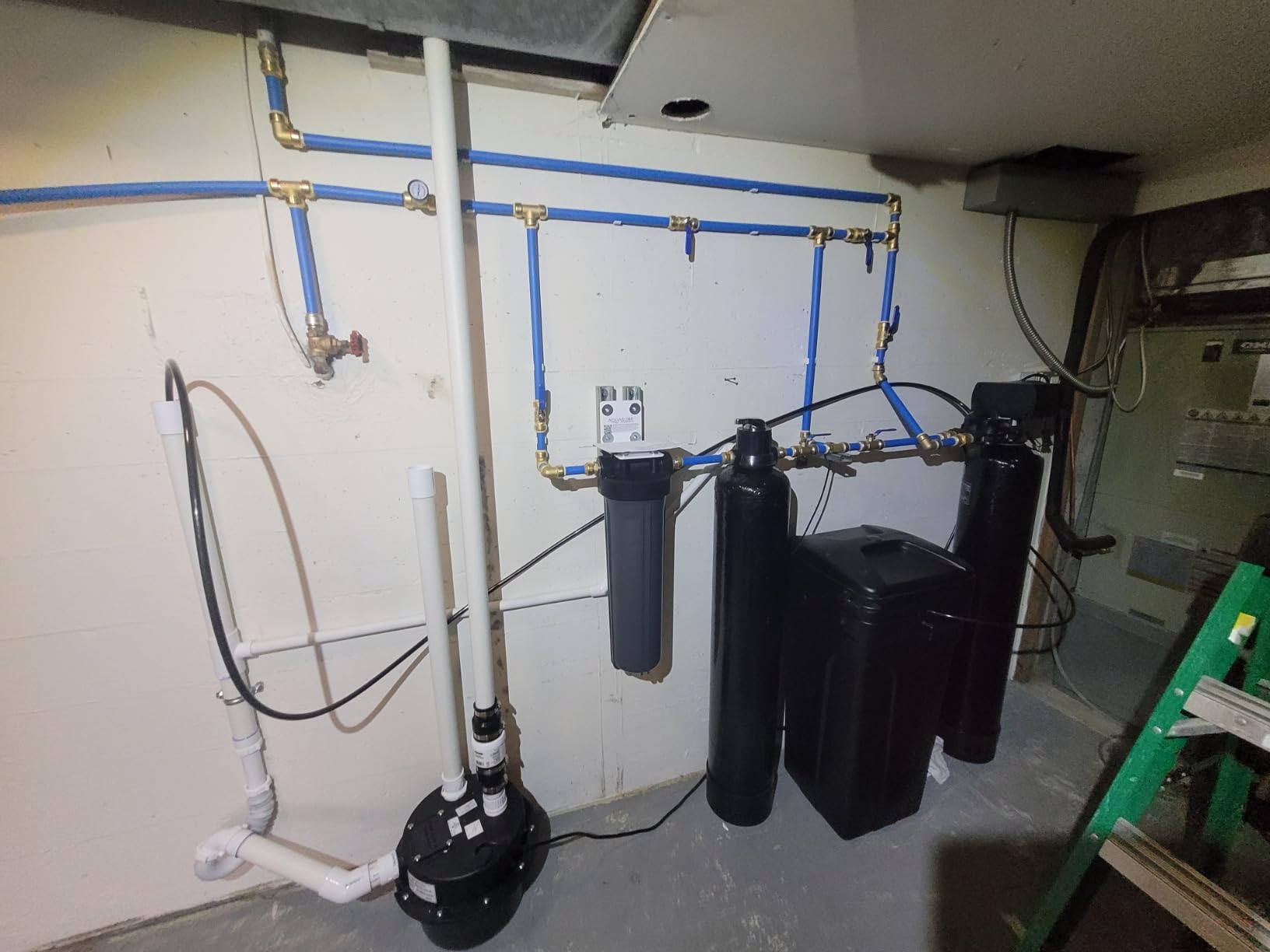 Aquasure Signature Series 32,000 Grains Complete Whole House Water Treatment System with Digital Metered Control Head, Chlorine Reduction, for 1-2 Bathrooms customer photo 2