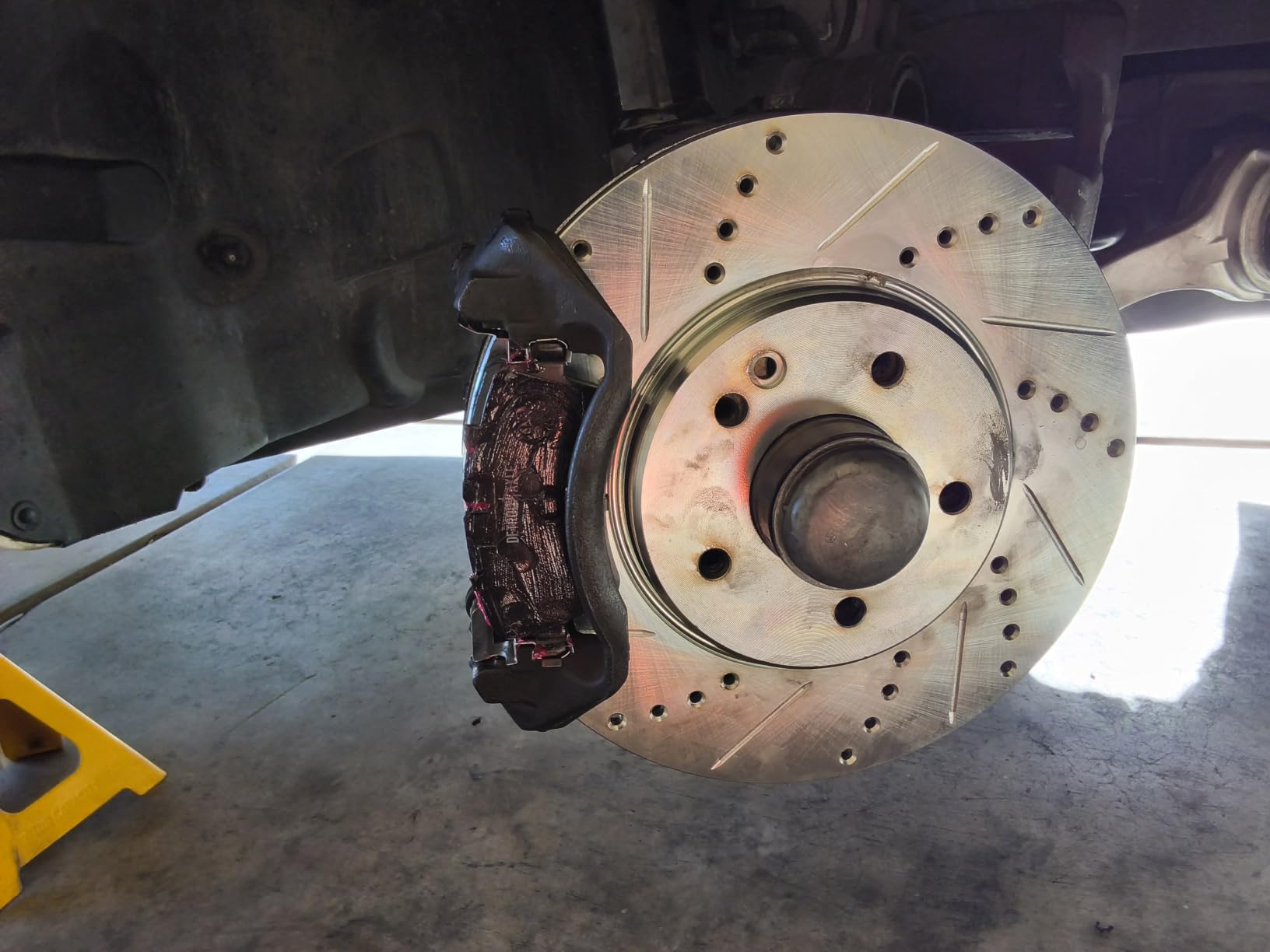 Detroit Axle - Brake Kit for Nissan Pathfinder Infiniti JX35 QX60 Murano | Drilled & Slotted Brakes Rotors Ceramic Pads Replacement 12.60