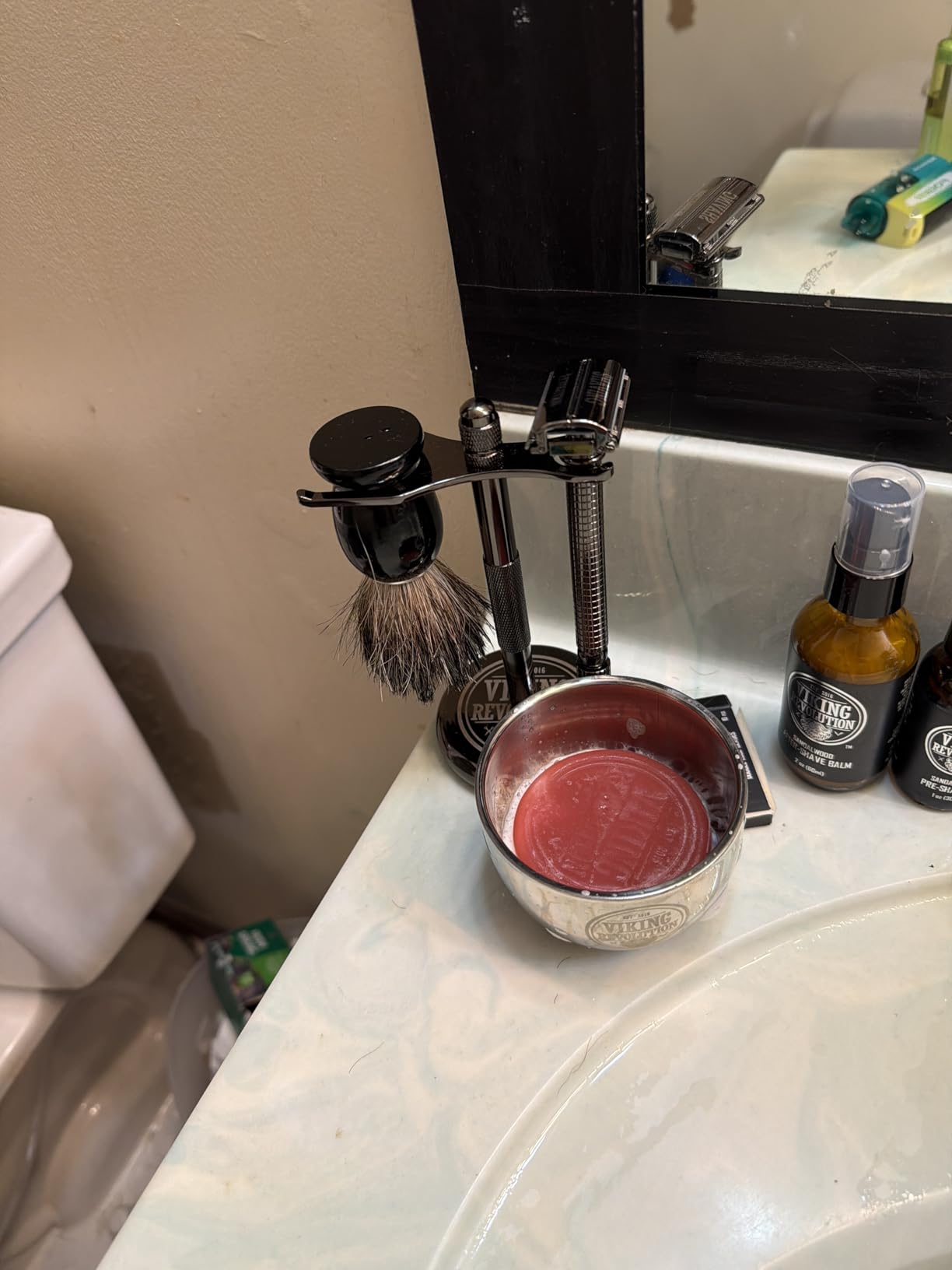 Viking Revolution Luxury Safety Razor Shaving Kit - 6 Piece Set customer photo 1