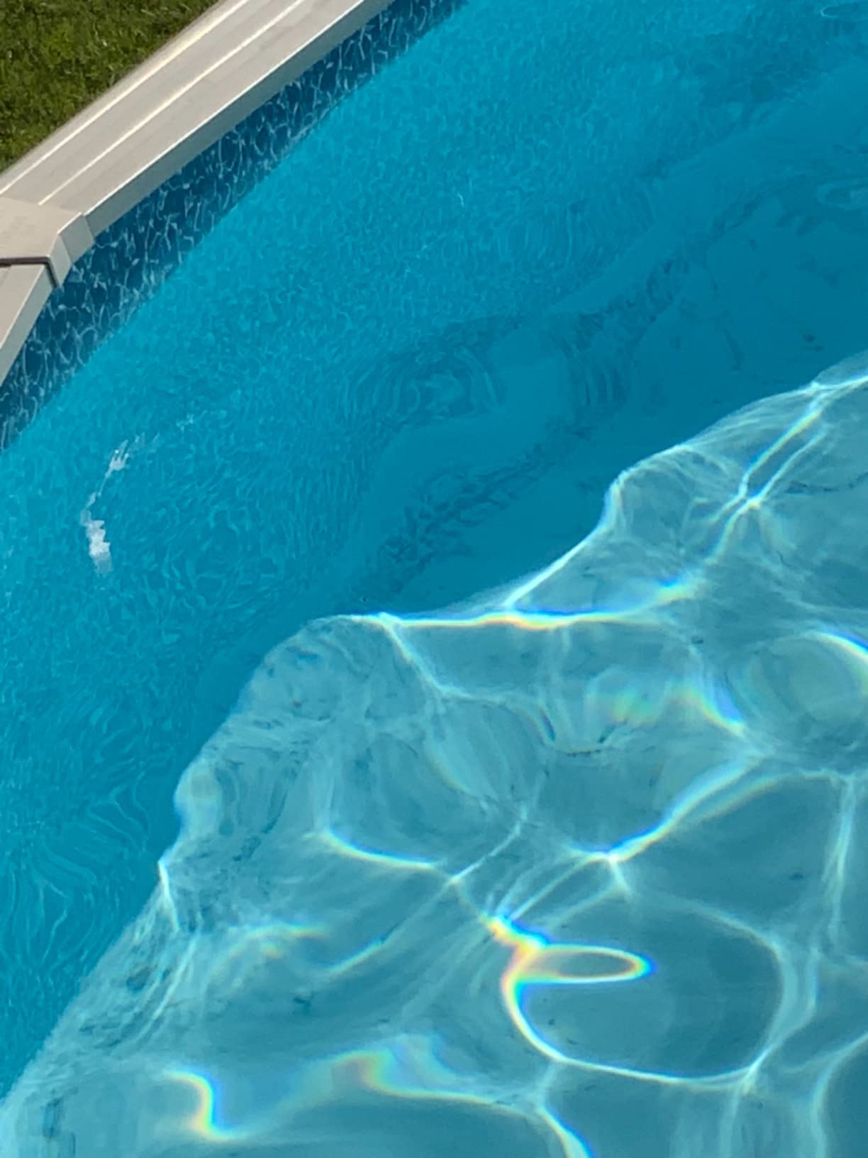 Lake Effect Pools 'Meadows' 27 ft Round Above Ground Swimming Pool customer photo 1