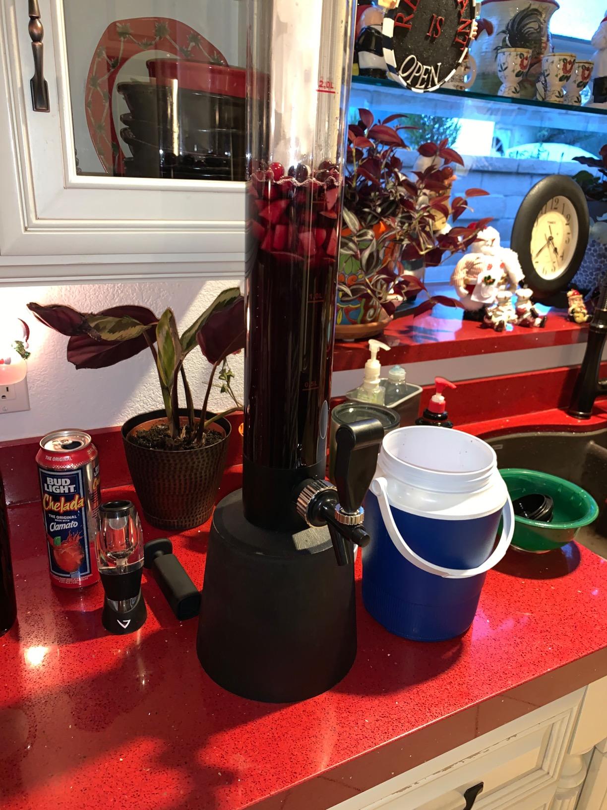 BeerSquad Beer Tower - 3L 100 oz. Clear Beverage Tower Dispenser with Included Ice Tube, Easy Clean, Dual Action Integrated Tap customer photo 2