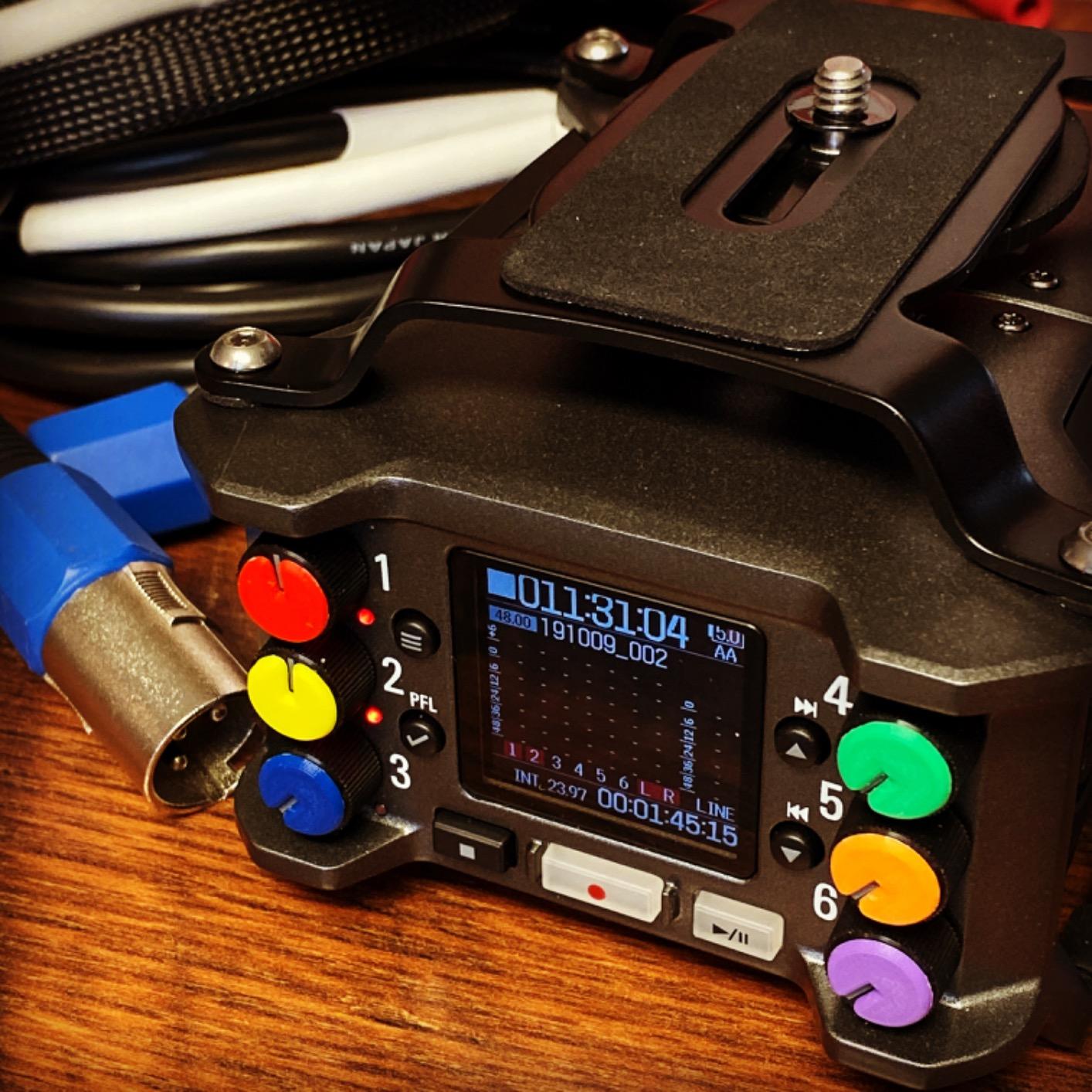 Zoom F6 Professional Field Recorder for Filmmakers & Musicians | Clip-Free Audio with 32-Bit Float, Dual A/D Converters, 6 XLR Inputs, 14 Tracks, Timecode I/O customer photo 1