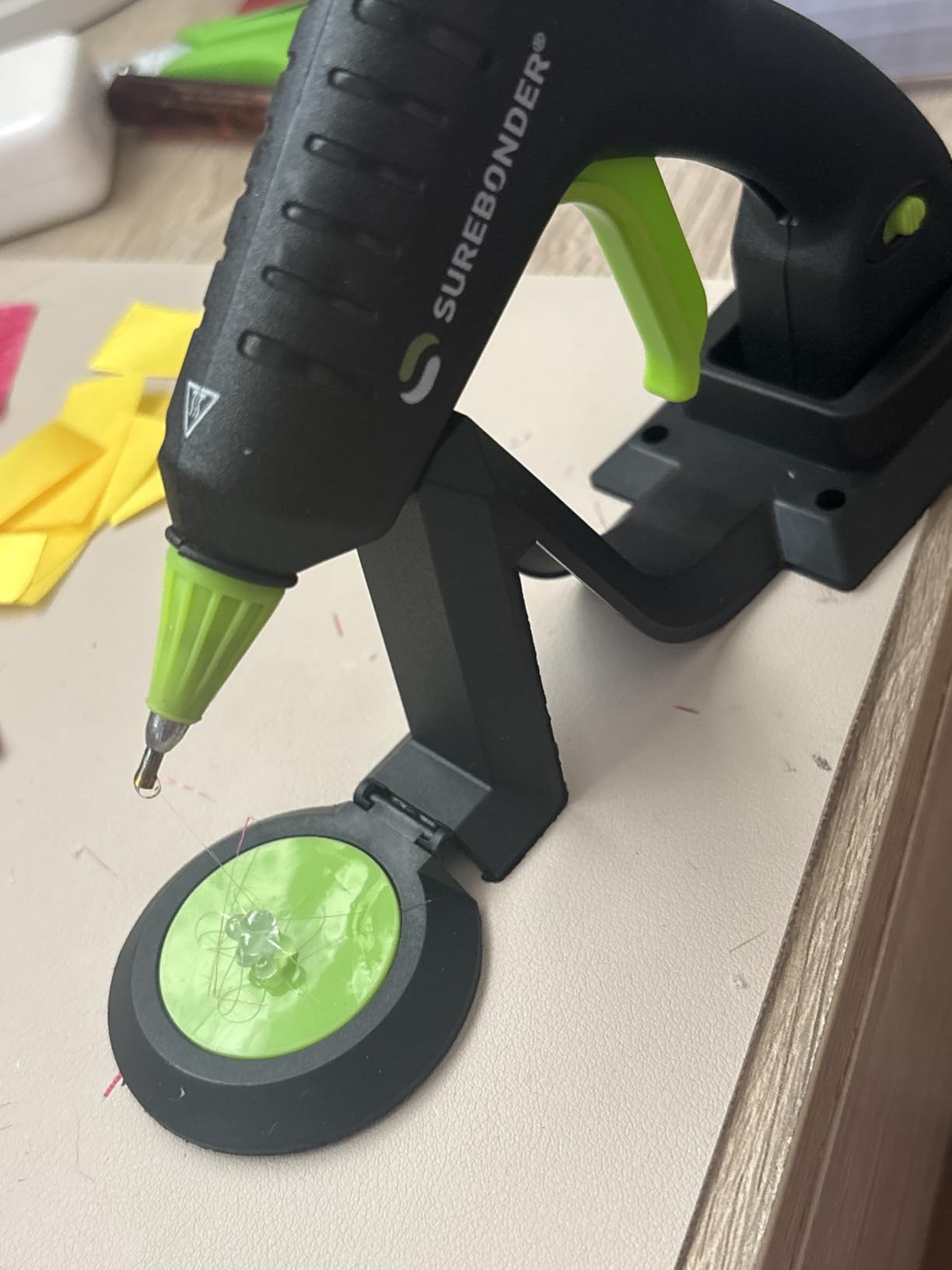 Surebonder Cordless/Corded High-Temperature Mini Hot Glue Gun with Fine Tip for Detailed Crafting and DIY Projects, 20 Watts (CL-195F) customer photo 2