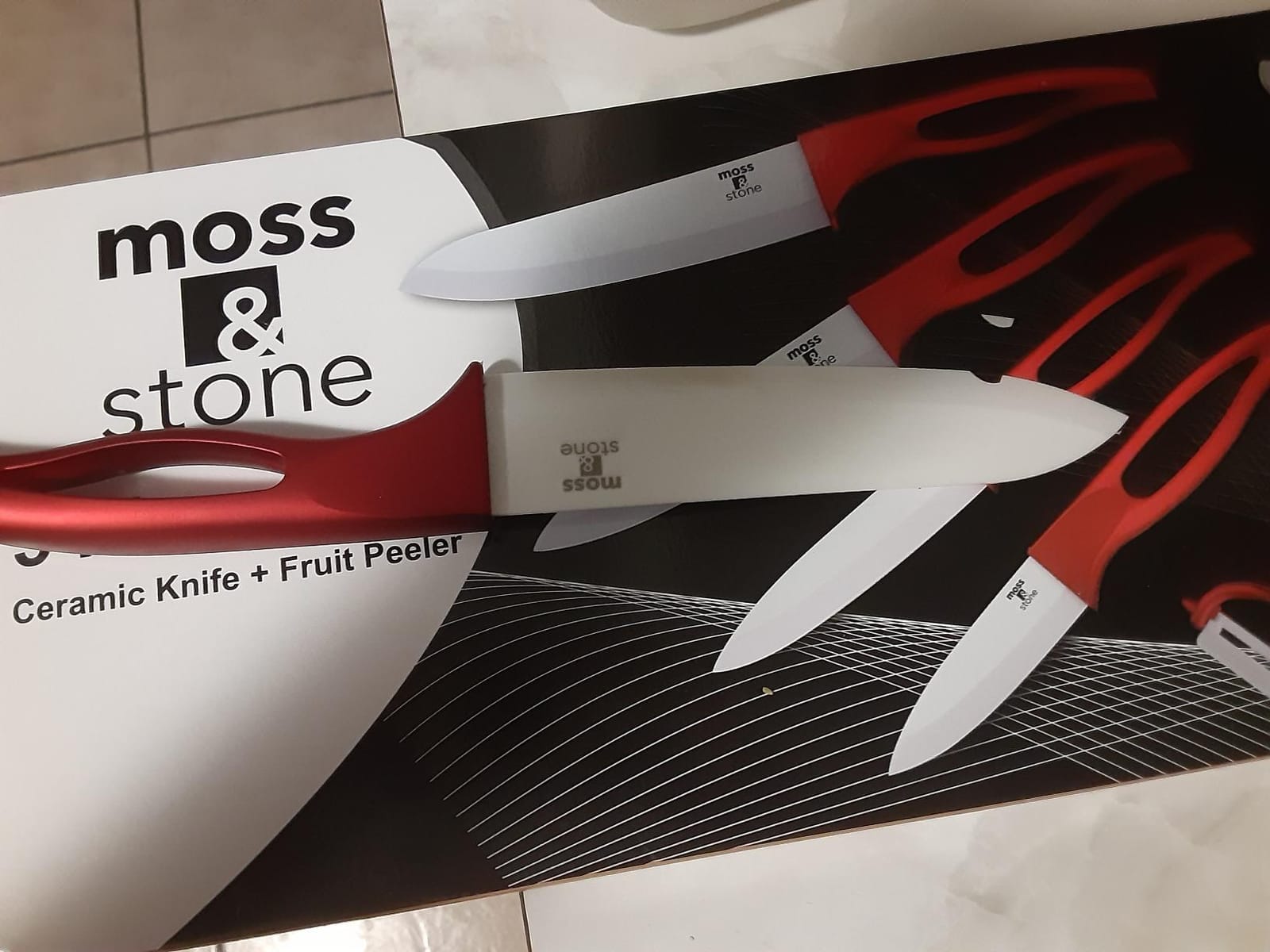 Moss & Stone Kitchen Cutlery White Ceramic Knife Set, Ceramic Knife Set and Fruit Peeler, Rust Proof & Stain Resistant, Kitchen Cooking Knife Set 5 pieces Blue Knives customer photo 1
