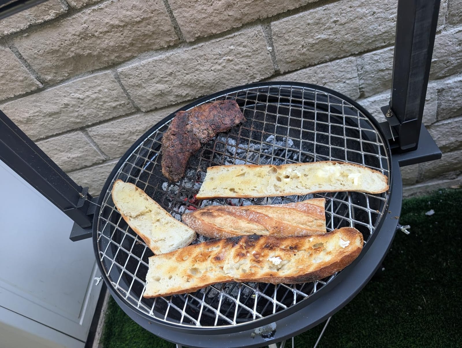 Santa-maria Style Grill Rotisserie System for Weber 22