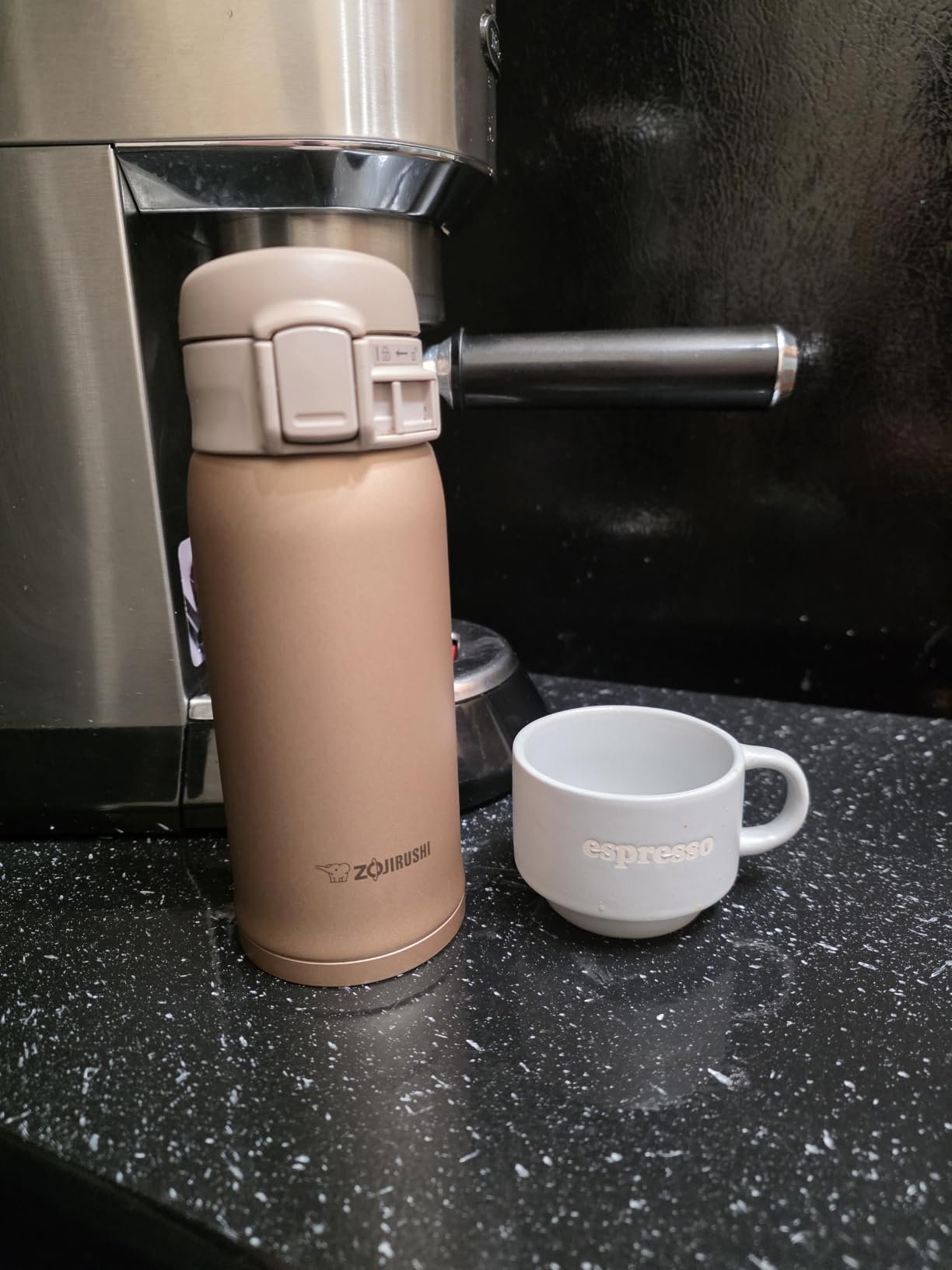 Zojirushi SM-SE48NZ Stainless Steel Vacuum Insulated Mug, 16-Ounce, Beige Gold customer photo 1