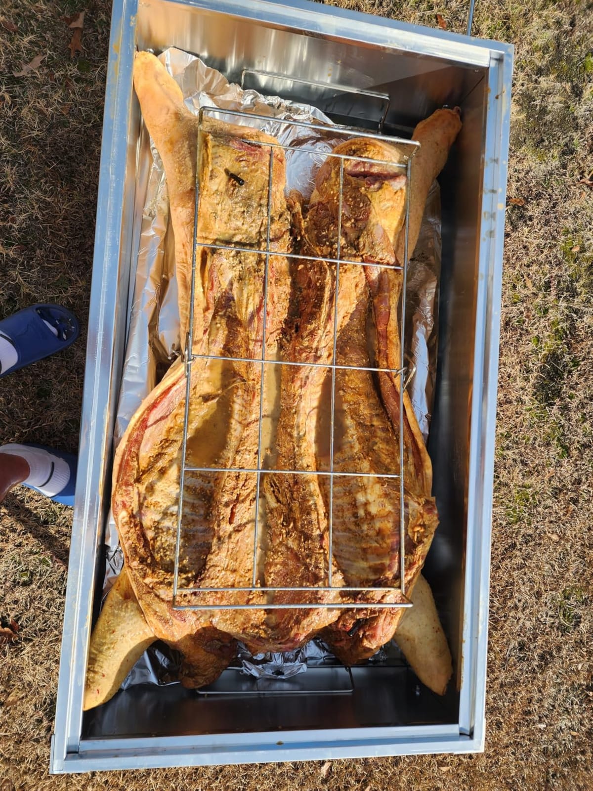 La Caja China Model #1-70 LB Pig Roaster, Outdoor Barbecue & Rotisserie Grill, Metal Jacket Black customer photo 1